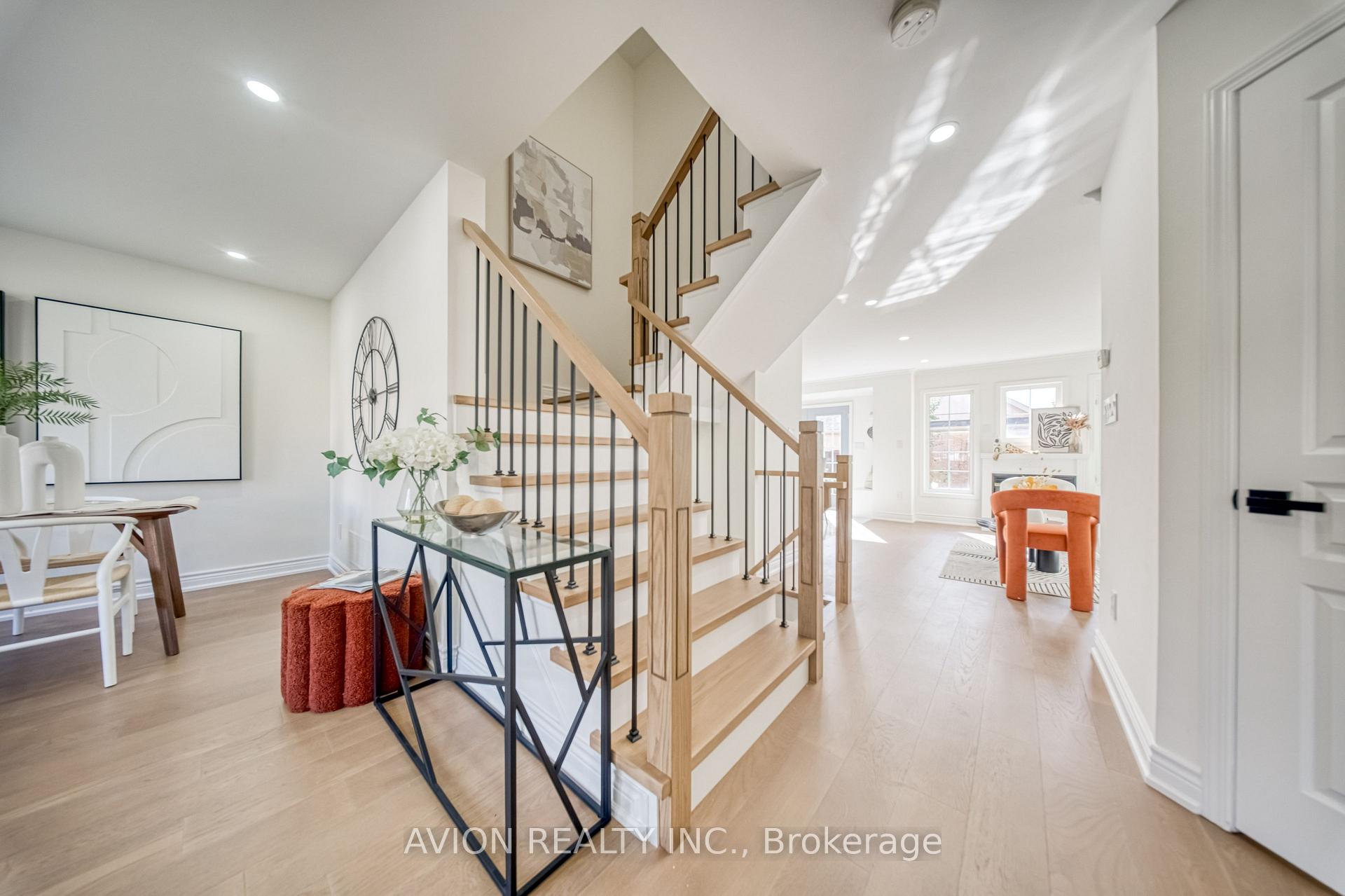 Photo 10 of 741 Bur Oak Avenue, Markham, Wismer — HOMEH