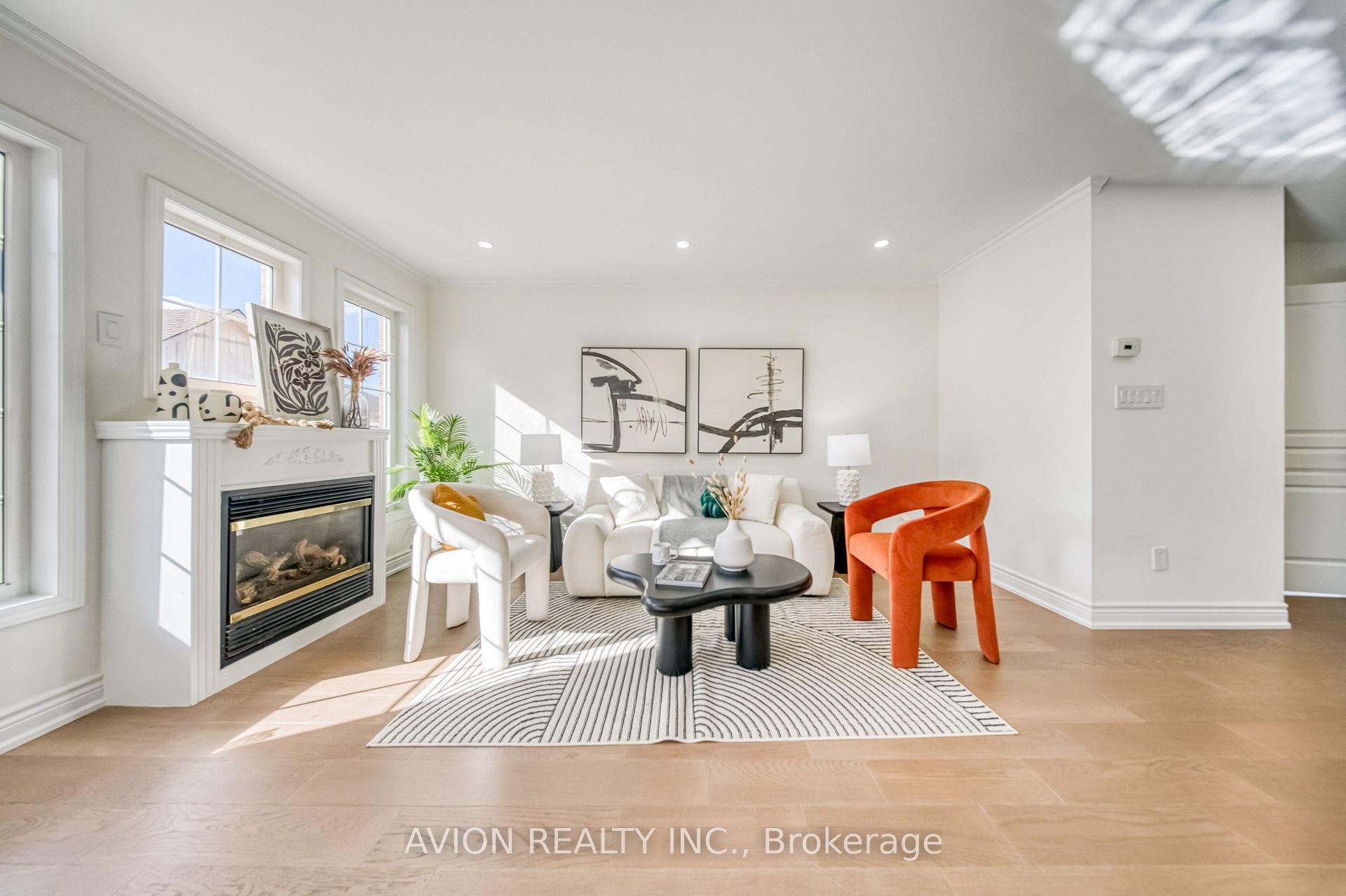 Photo 13 of 741 Bur Oak Avenue, Markham, Wismer — HOMEH