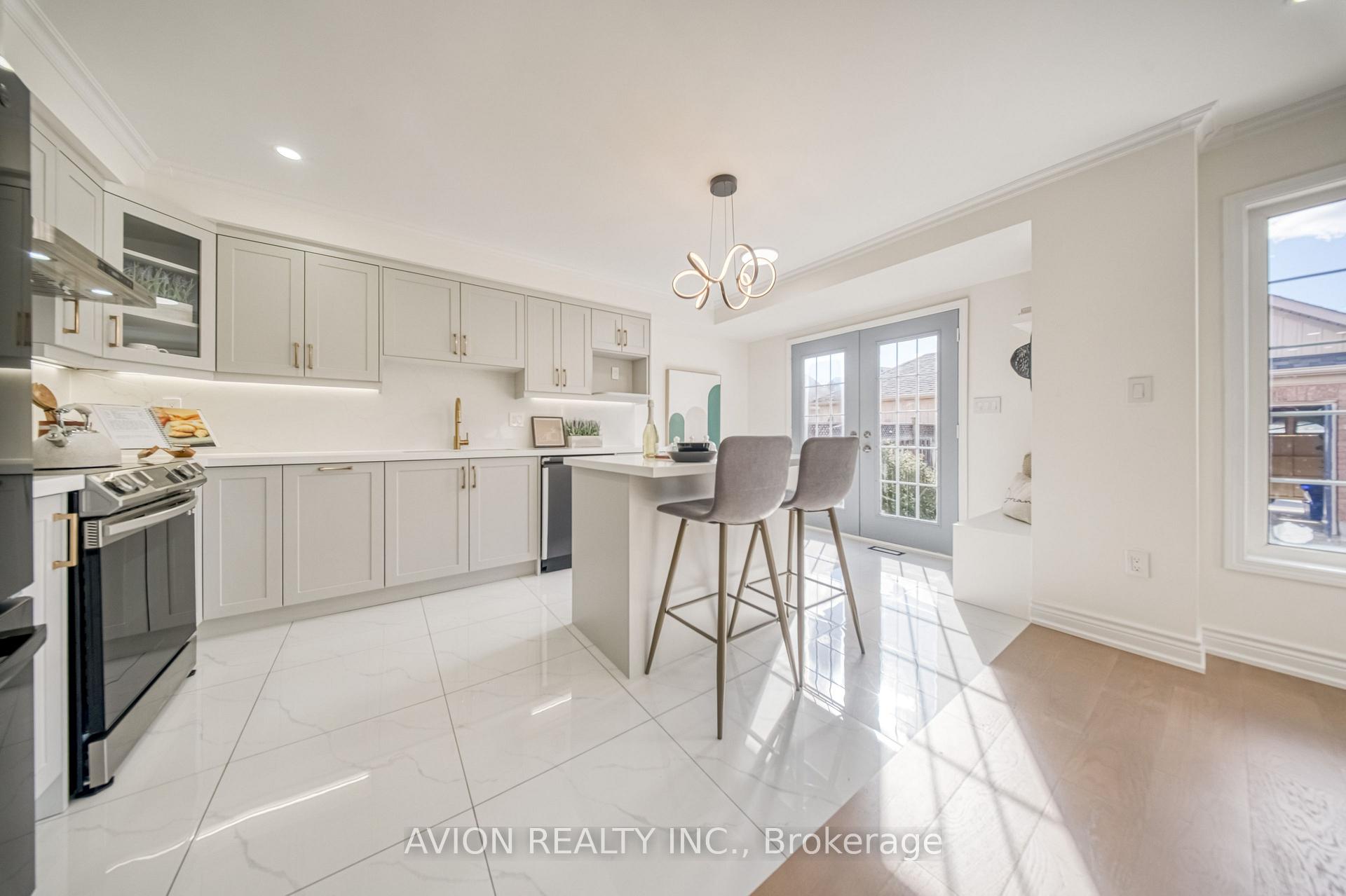 Photo 16 of 741 Bur Oak Avenue, Markham, Wismer — HOMEH