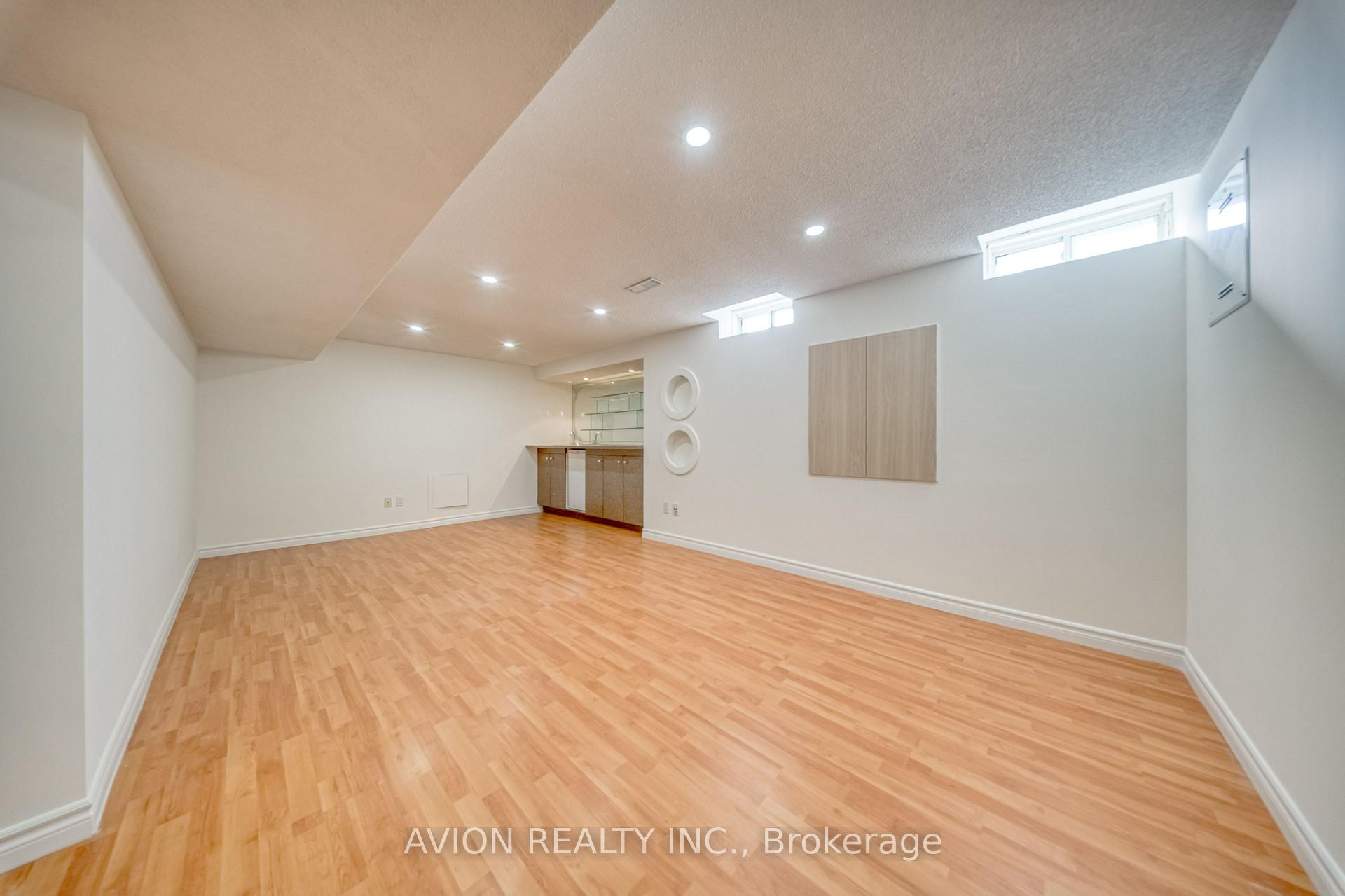Photo 36 of 741 Bur Oak Avenue, Markham, Wismer — HOMEH
