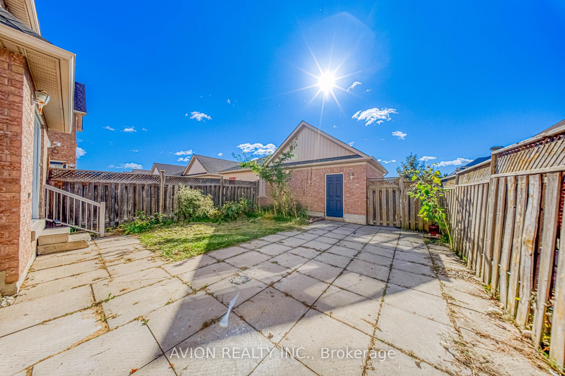 Photo 41 of 741 Bur Oak Avenue, Markham, Wismer — HOMEH