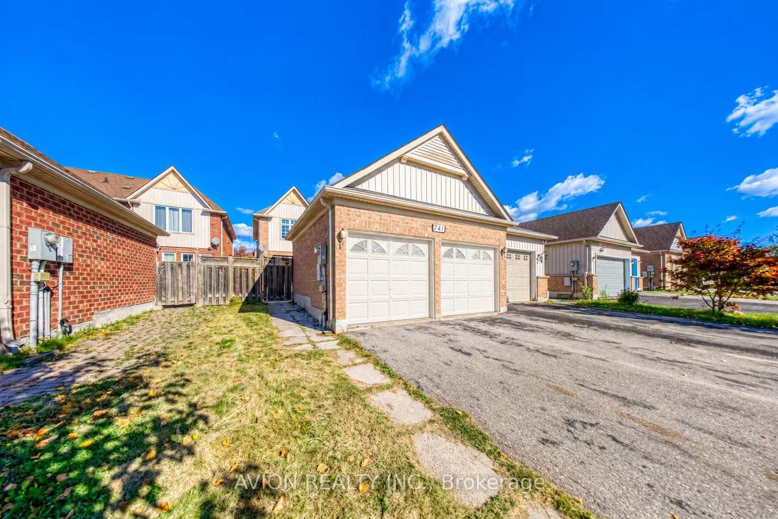 Photo 45 of 741 Bur Oak Avenue, Markham, Wismer — HOMEH
