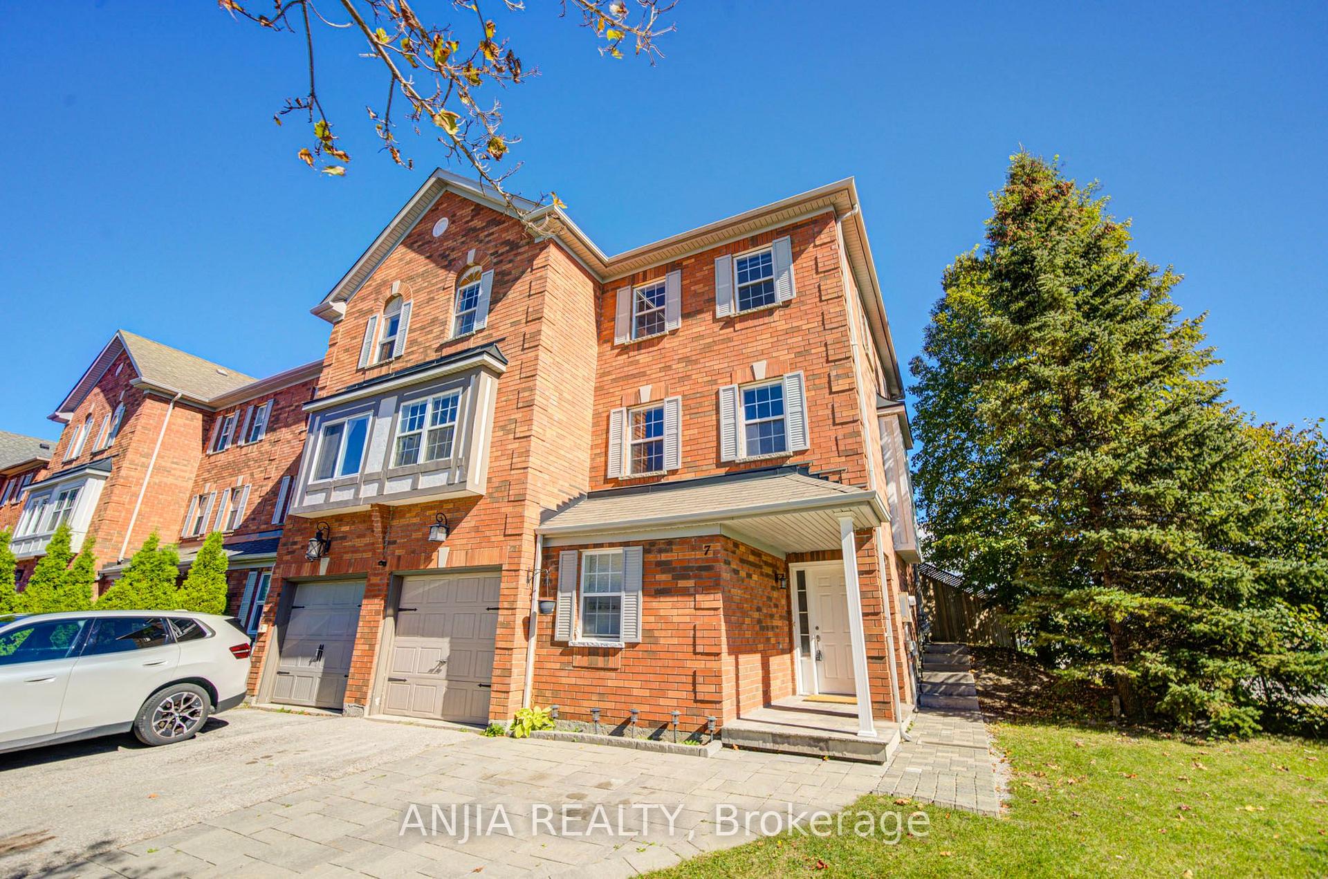 Photo 2 of 7 Hawtin Lane, Aurora, Aurora Grove — HOMEH