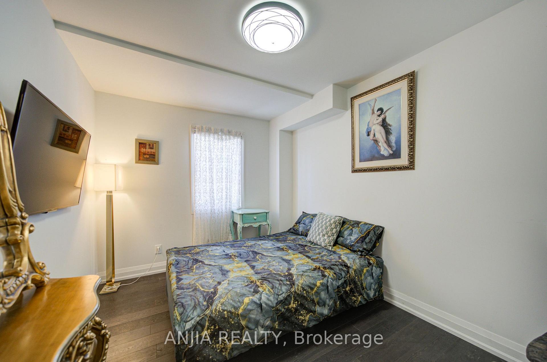 Photo 6 of 7 Hawtin Lane, Aurora, Aurora Grove — HOMEH