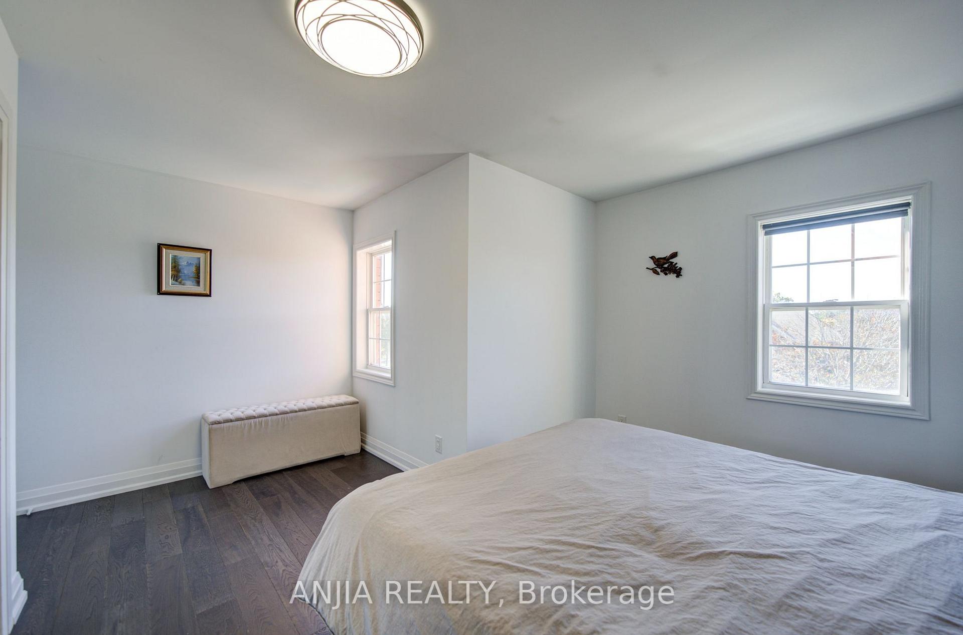 Photo 37 of 7 Hawtin Lane, Aurora, Aurora Grove — HOMEH