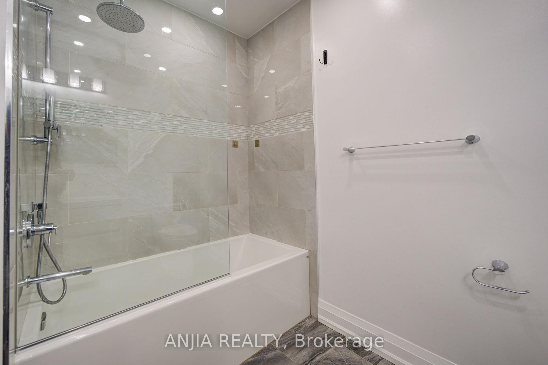 Photo 39 of 7 Hawtin Lane, Aurora, Aurora Grove — HOMEH