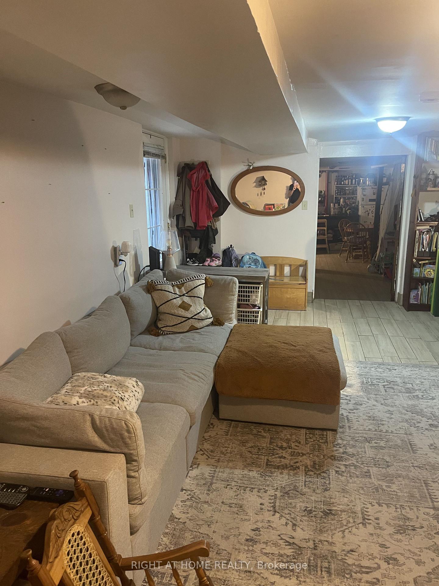 Photo 4 of Unit Lower Level, 109 Lippincott Street, Toronto, University — HOMEH