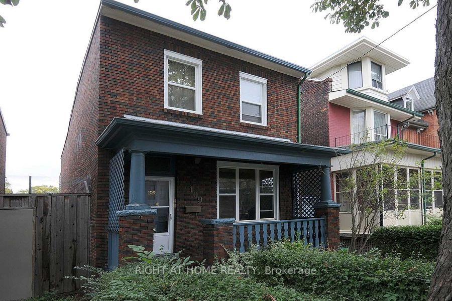 Photo 6 of Unit Lower Level, 109 Lippincott Street, Toronto, University — HOMEH