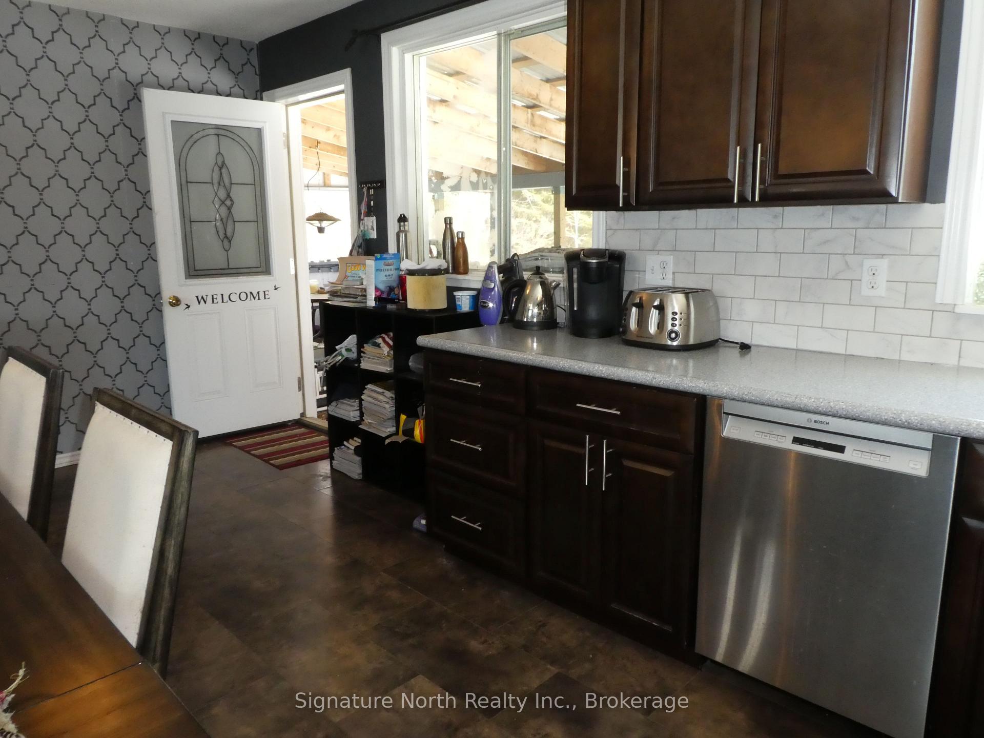 Photo 5 of 423 Birch Crescent, Greenstone, Nakina — HOMEH