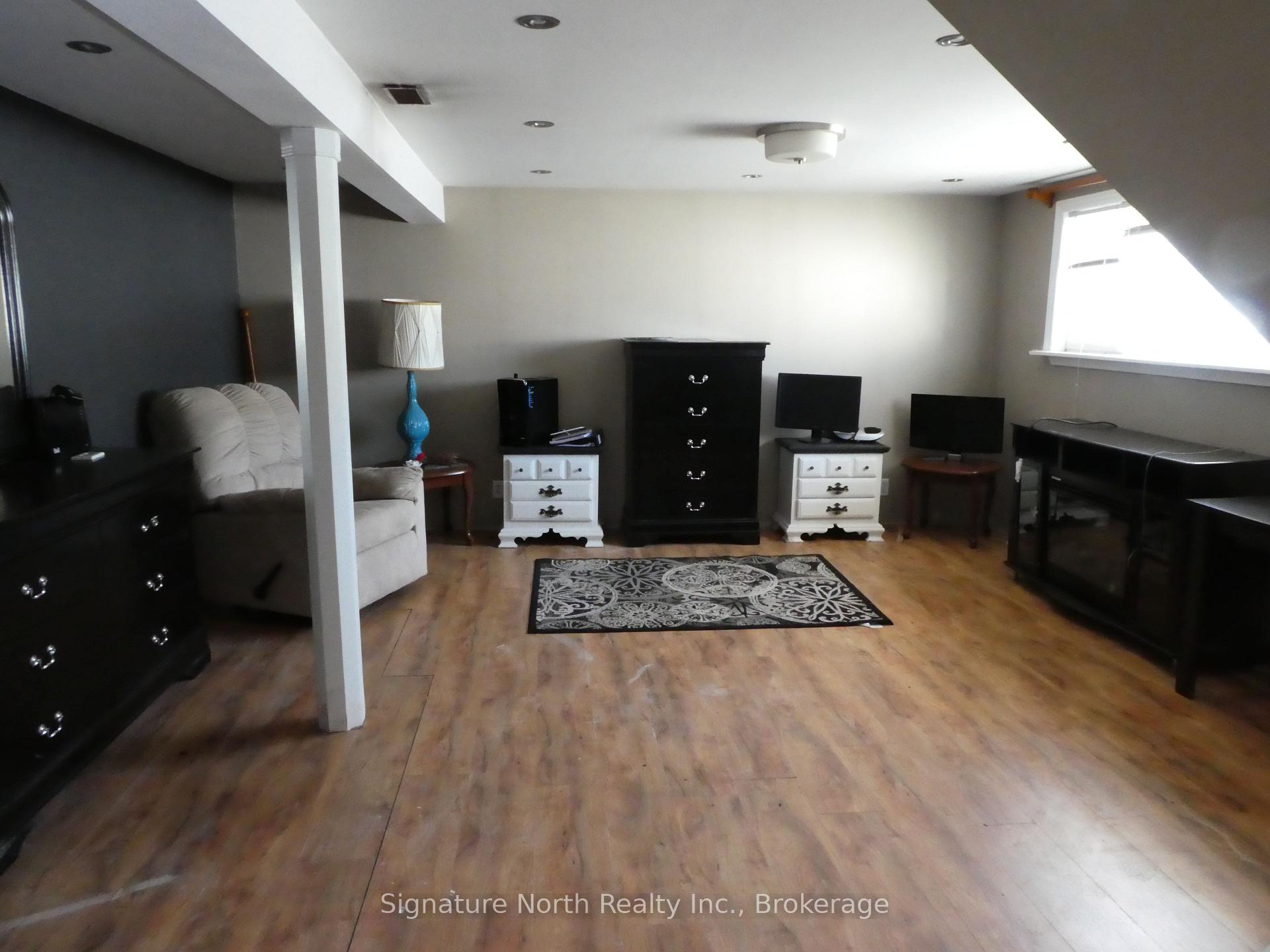Photo 17 of 423 Birch Crescent, Greenstone, Nakina — HOMEH