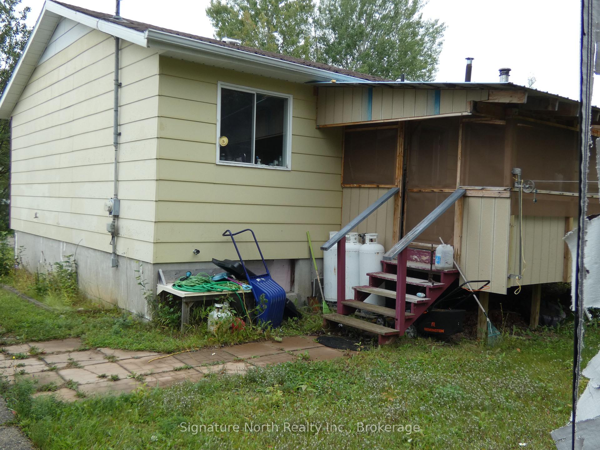 Photo 22 of 423 Birch Crescent, Greenstone, Nakina — HOMEH