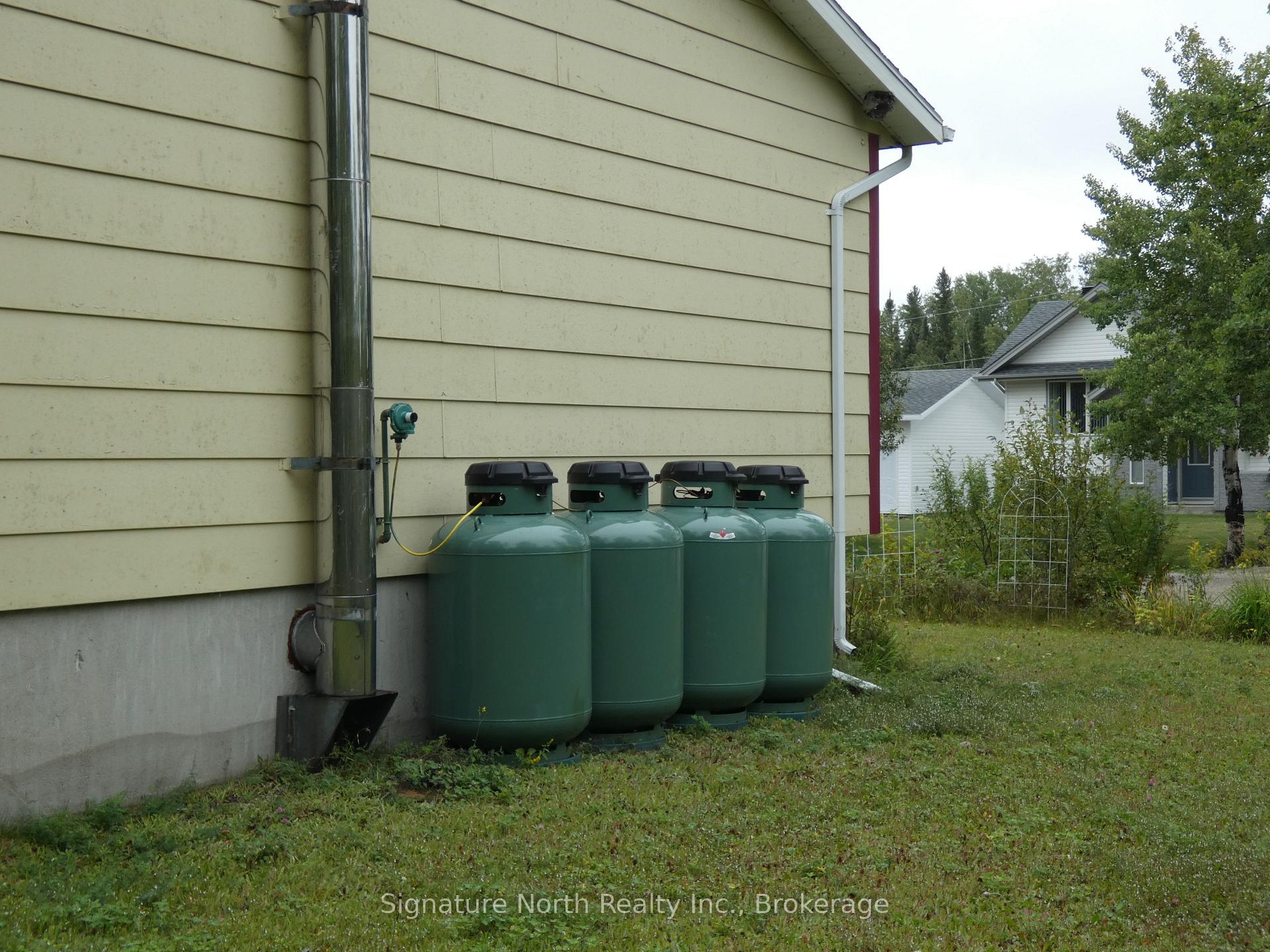Photo 28 of 423 Birch Crescent, Greenstone, Nakina — HOMEH