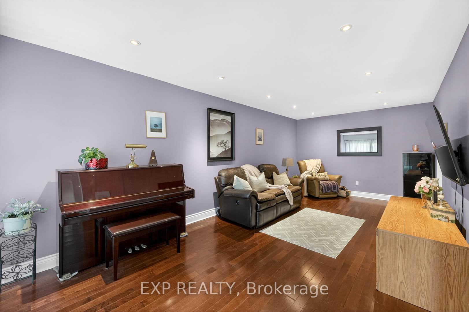 Photo 7 of Unit 36, 925 Bayly Street, Pickering, West Shore — HOMEH