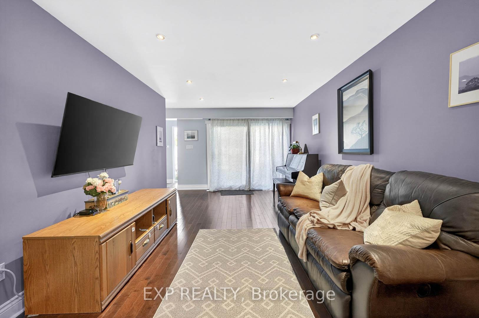 Photo 10 of Unit 36, 925 Bayly Street, Pickering, West Shore — HOMEH
