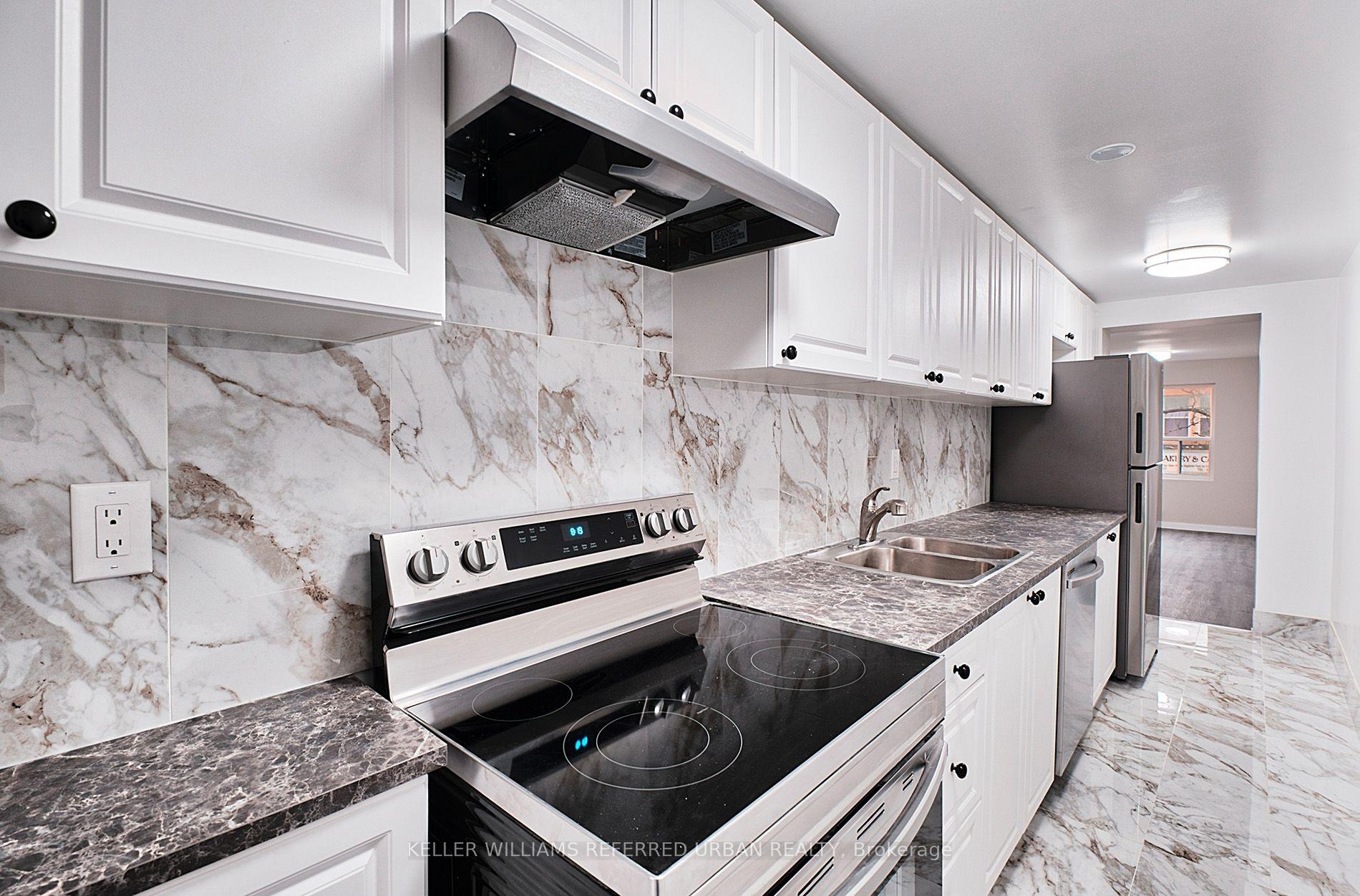Photo 5 of Unit 1, 523 Bloor Street W, Toronto, University — HOMEH