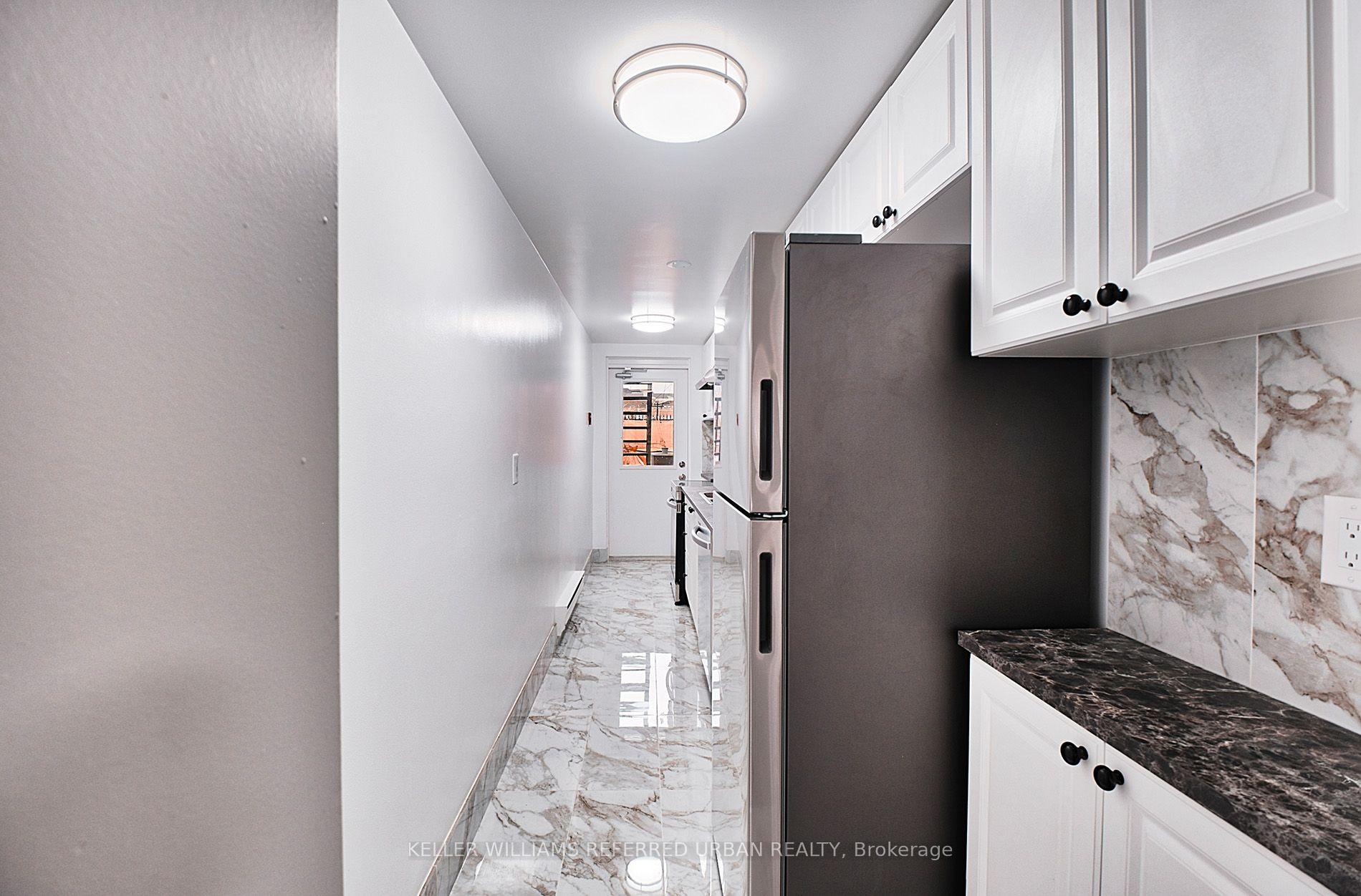 Photo 7 of Unit 1, 523 Bloor Street W, Toronto, University — HOMEH