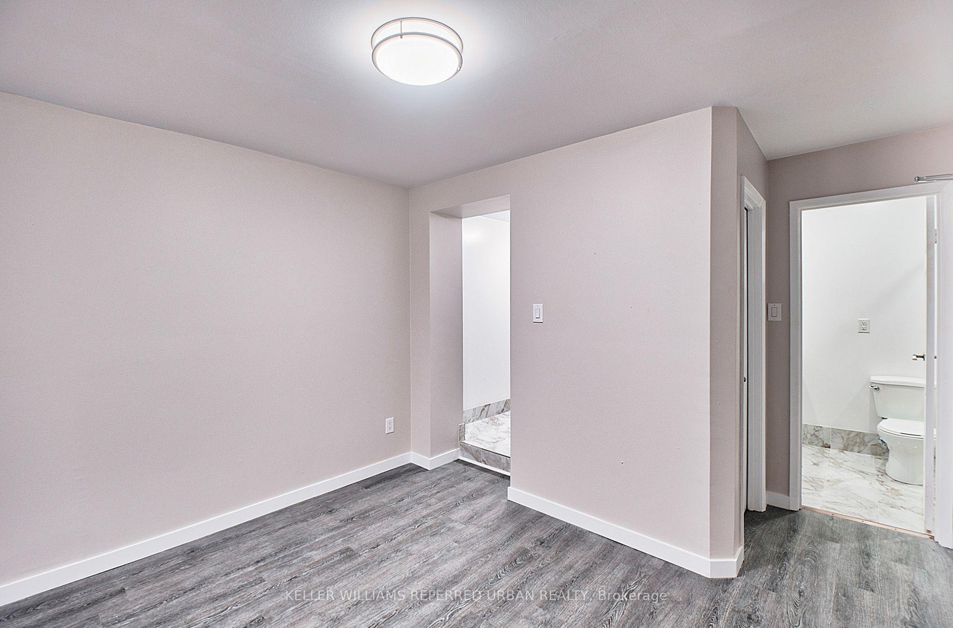 Photo 11 of Unit 1, 523 Bloor Street W, Toronto, University — HOMEH