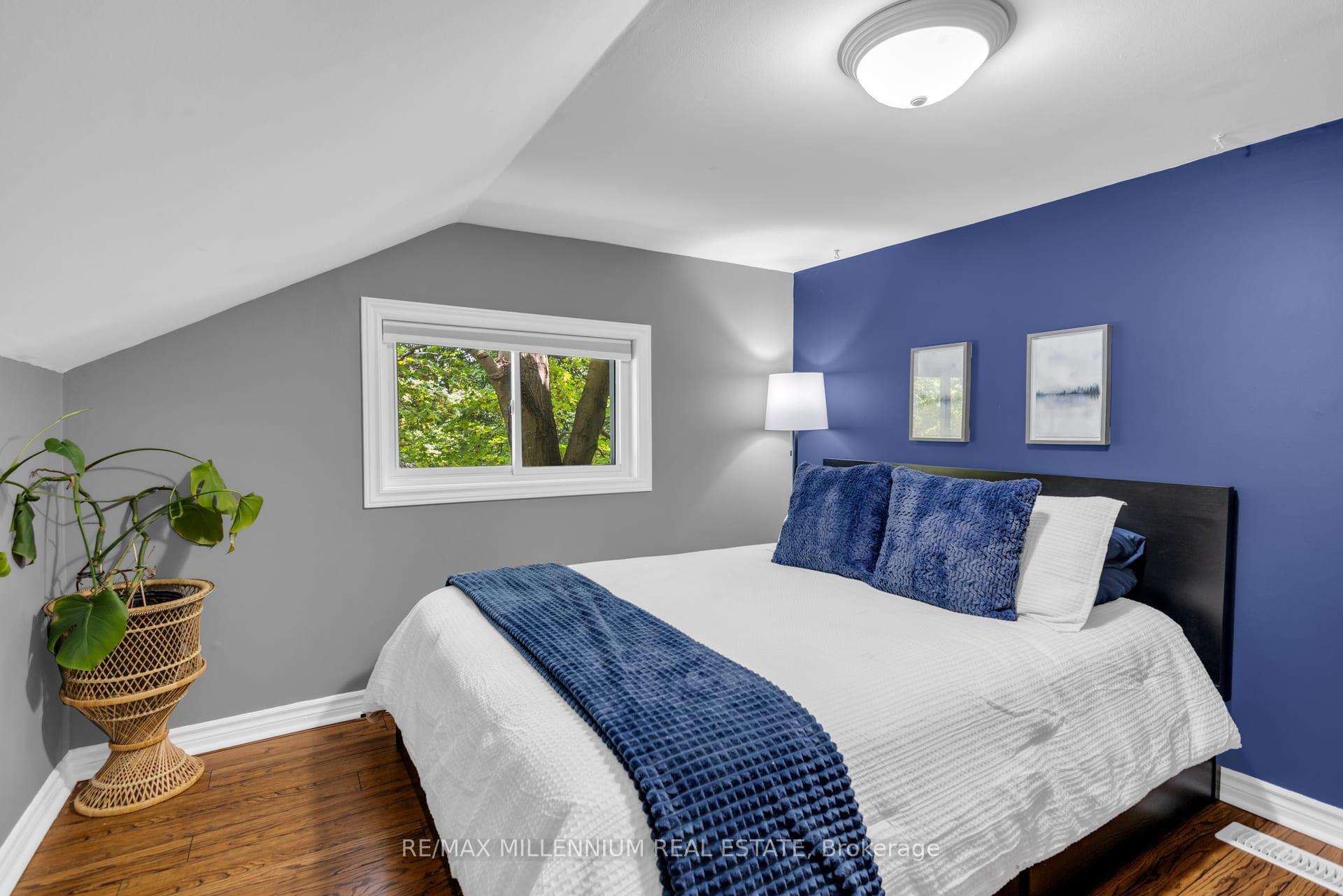 Photo 15 of 1537 Queen Street E, Caledon, Alton — HOMEH