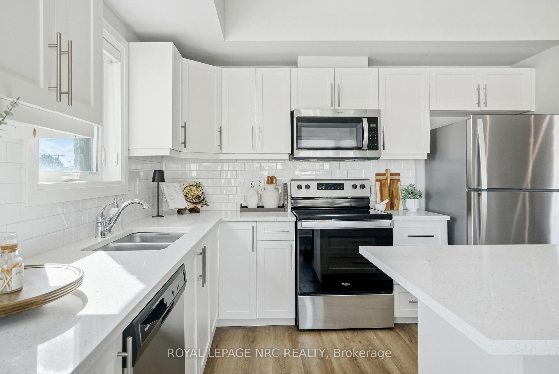 Photo 15 of Unit 9, 120 Summersides Boulevard, Pelham, Fonthill — HOMEH
