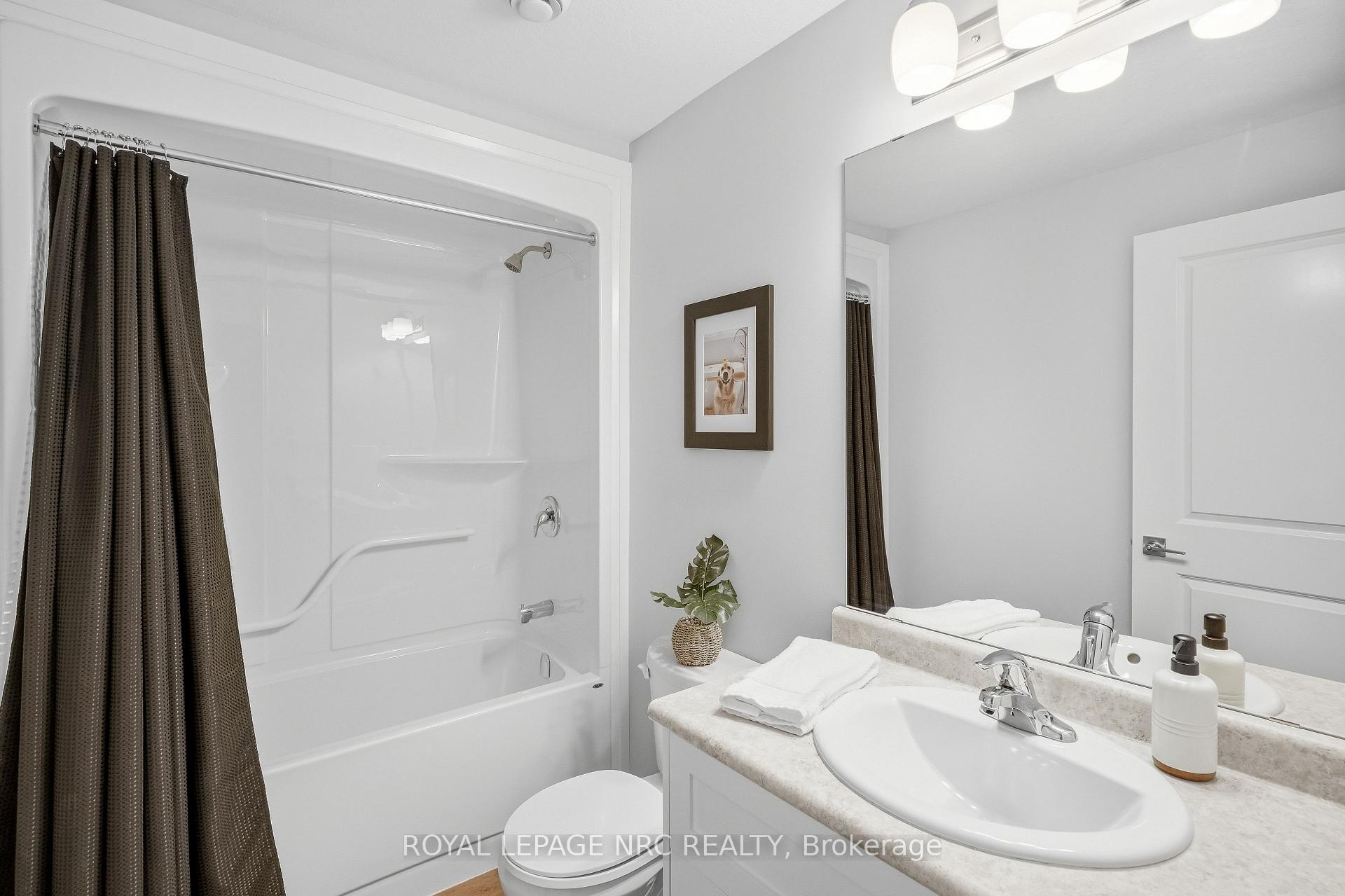 Photo 23 of Unit 9, 120 Summersides Boulevard, Pelham, Fonthill — HOMEH