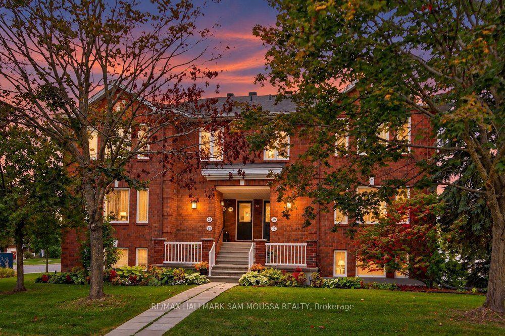Photo 2 of 19 Colchester Square, Ottawa, Kanata - Beaverbrook — HOMEH