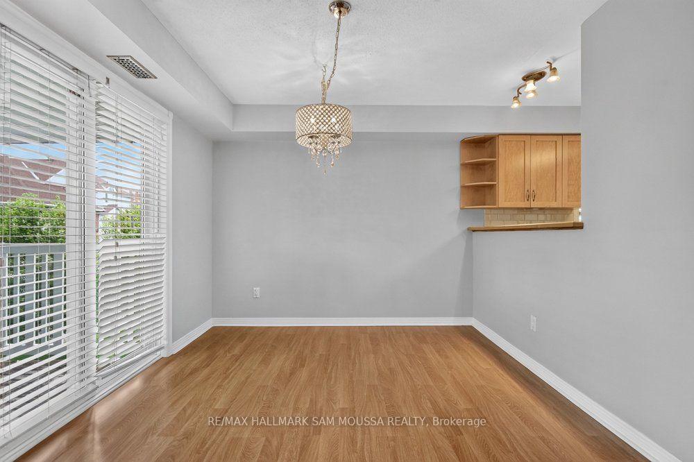 Photo 12 of 19 Colchester Square, Ottawa, Kanata - Beaverbrook — HOMEH