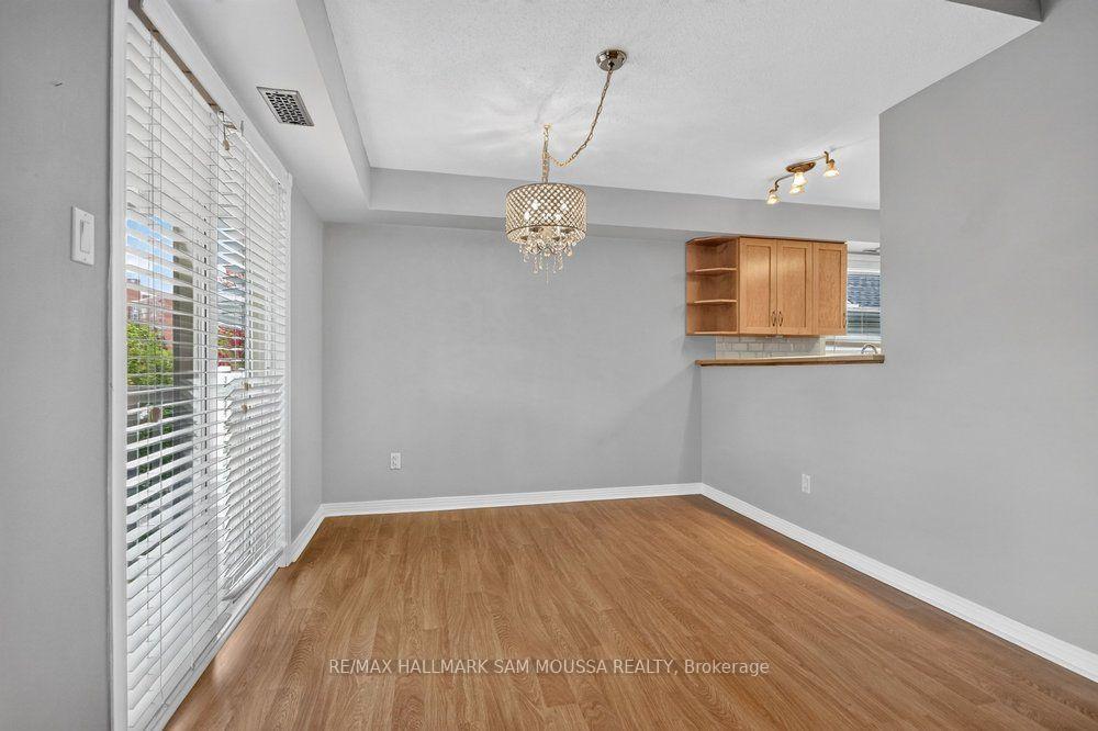 Photo 13 of 19 Colchester Square, Ottawa, Kanata - Beaverbrook — HOMEH