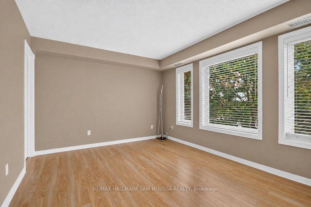 Photo 20 of 19 Colchester Square, Ottawa, Kanata - Beaverbrook — HOMEH