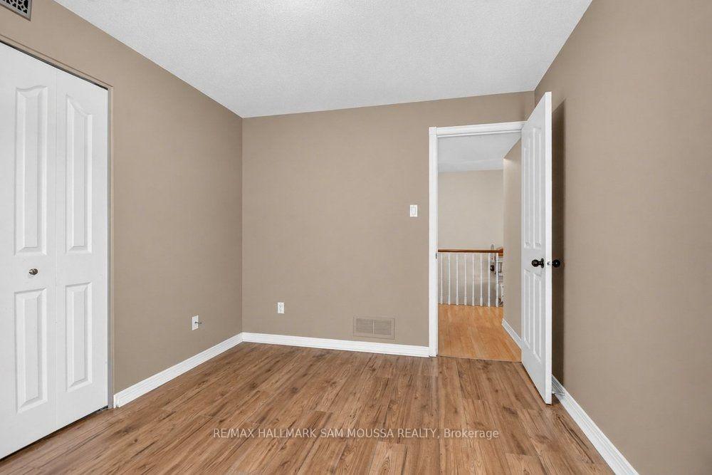 Photo 30 of 19 Colchester Square, Ottawa, Kanata - Beaverbrook — HOMEH