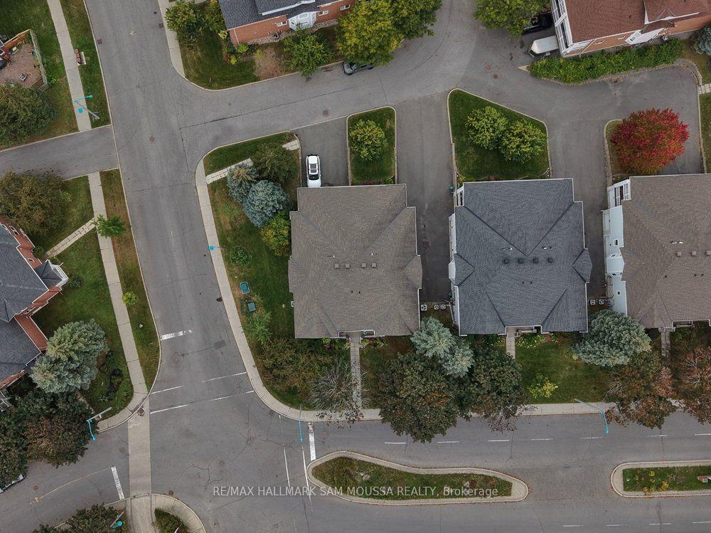 Photo 43 of 19 Colchester Square, Ottawa, Kanata - Beaverbrook — HOMEH