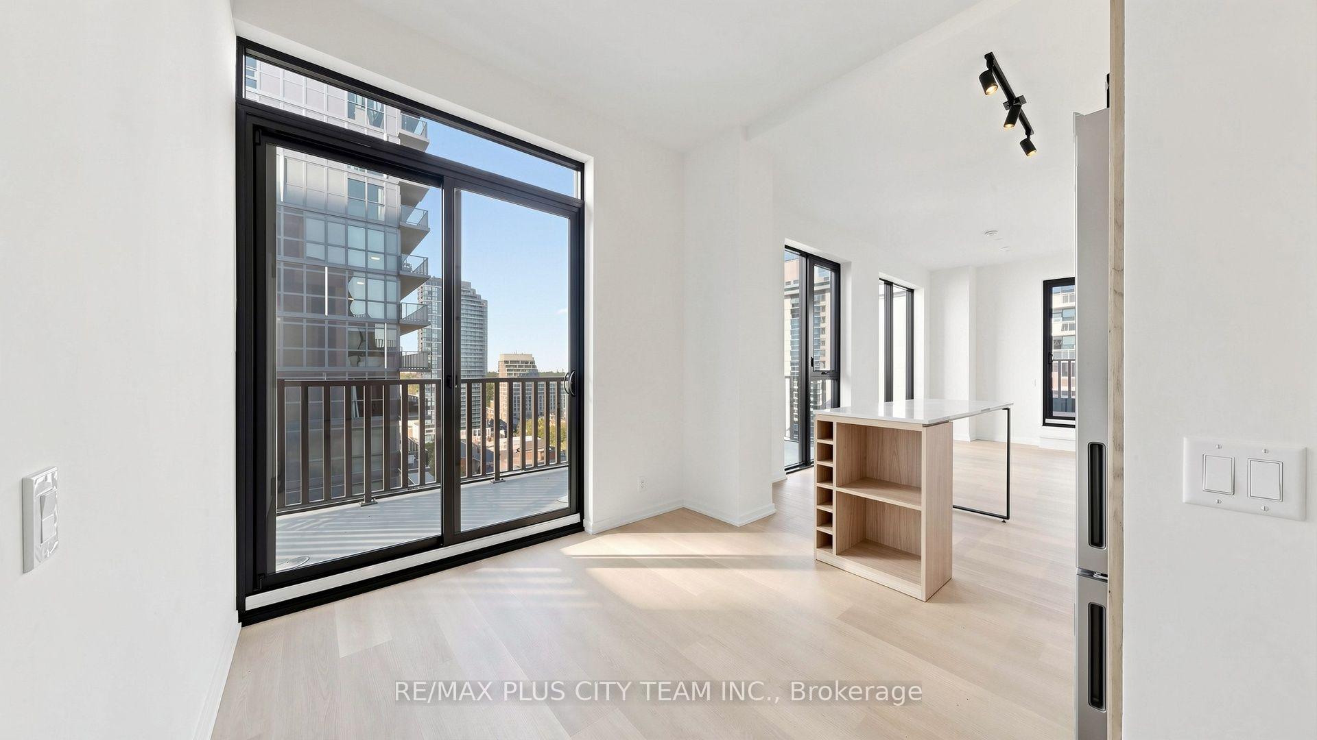 Photo 7 of Unit 1801, 109 Erskine Avenue, Toronto, Mount Pleasant West — HOMEH