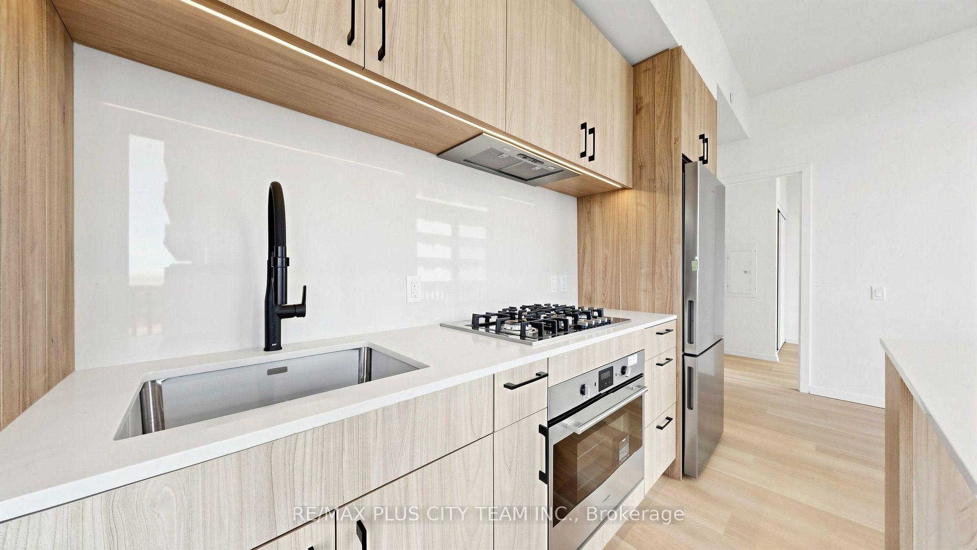 Photo 12 of Unit 1801, 109 Erskine Avenue, Toronto, Mount Pleasant West — HOMEH
