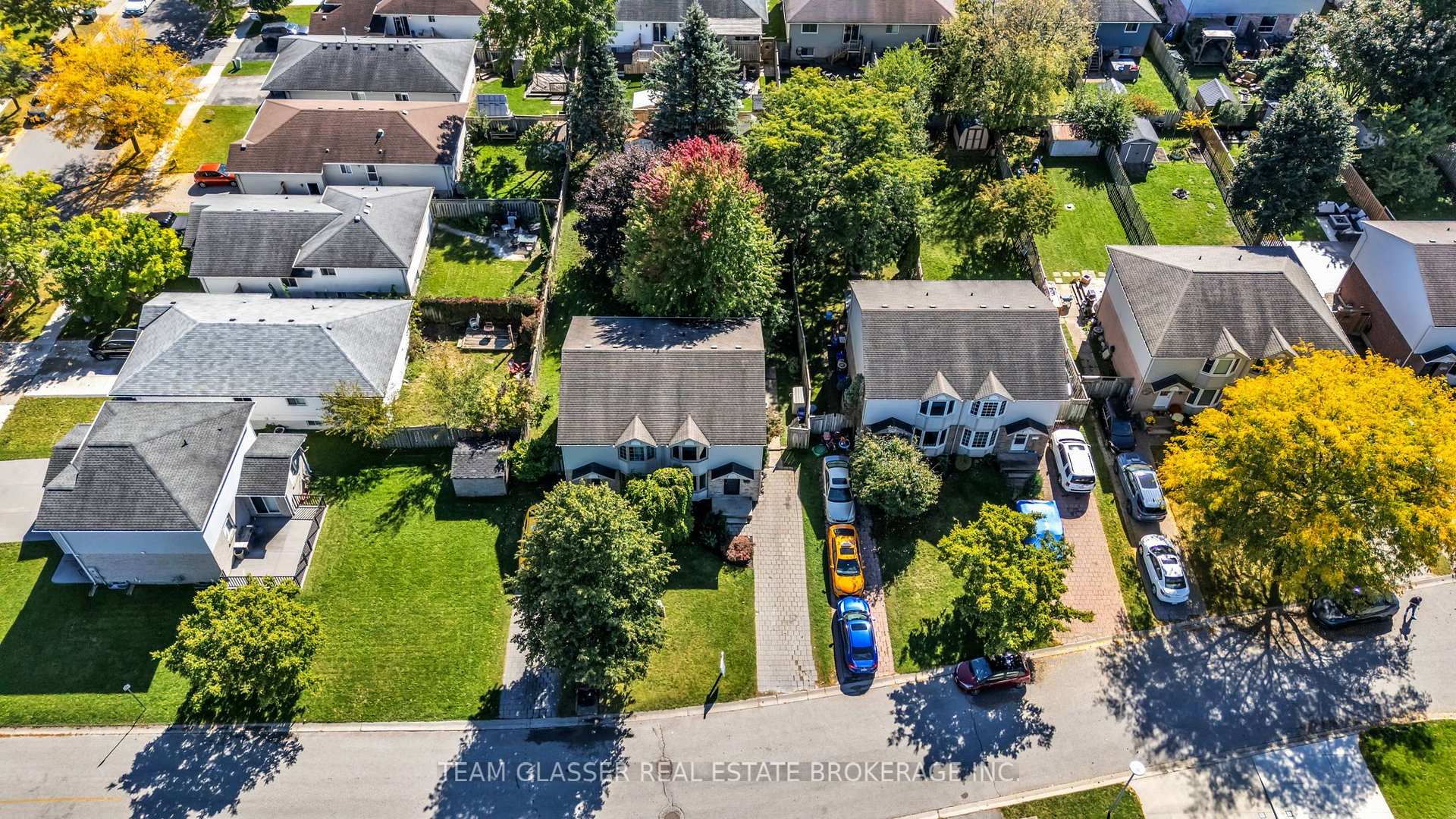 Photo 3 of 26 Daybreak Drive, London, East I — HOMEH