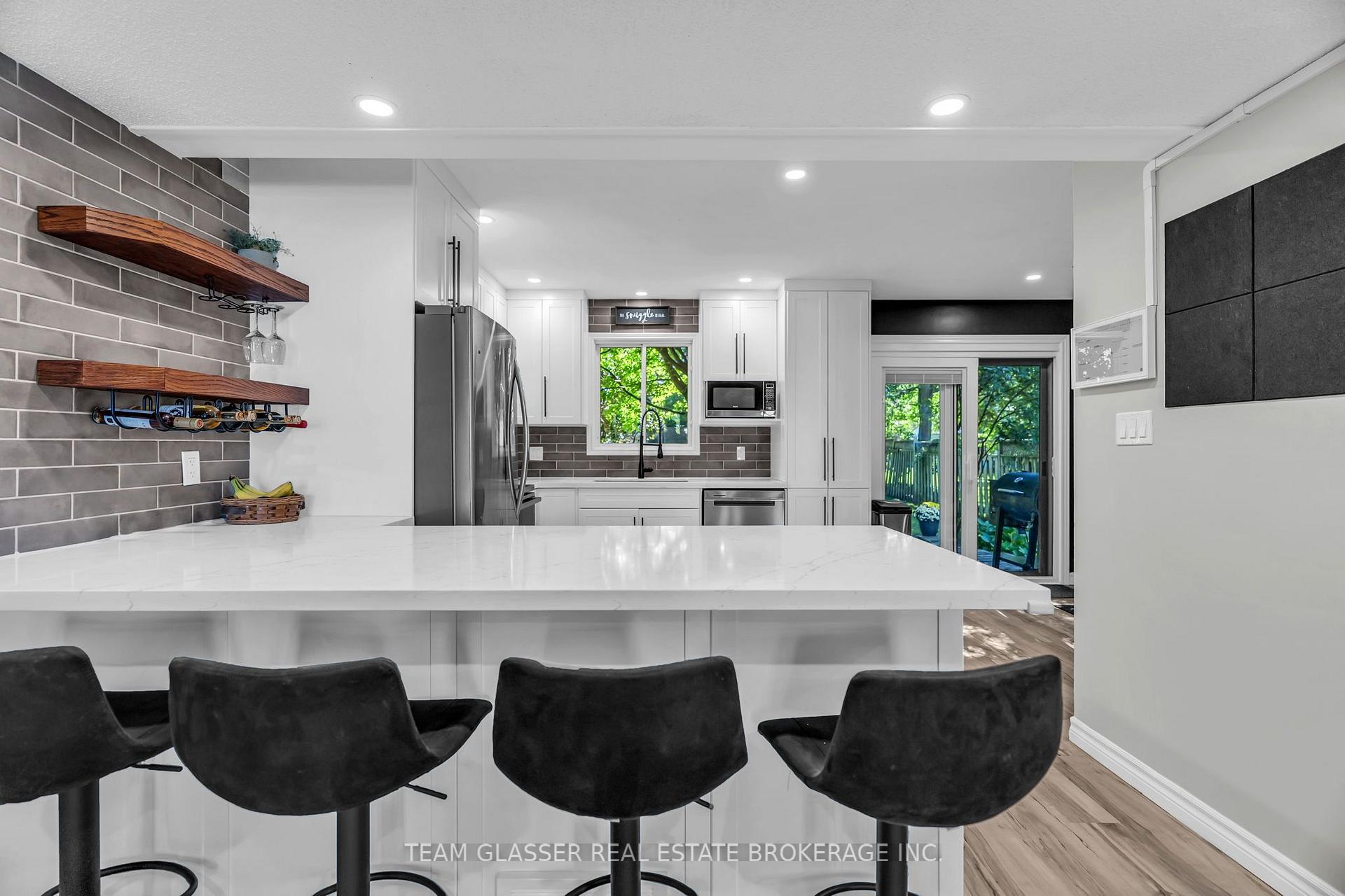 Photo 18 of 26 Daybreak Drive, London, East I — HOMEH