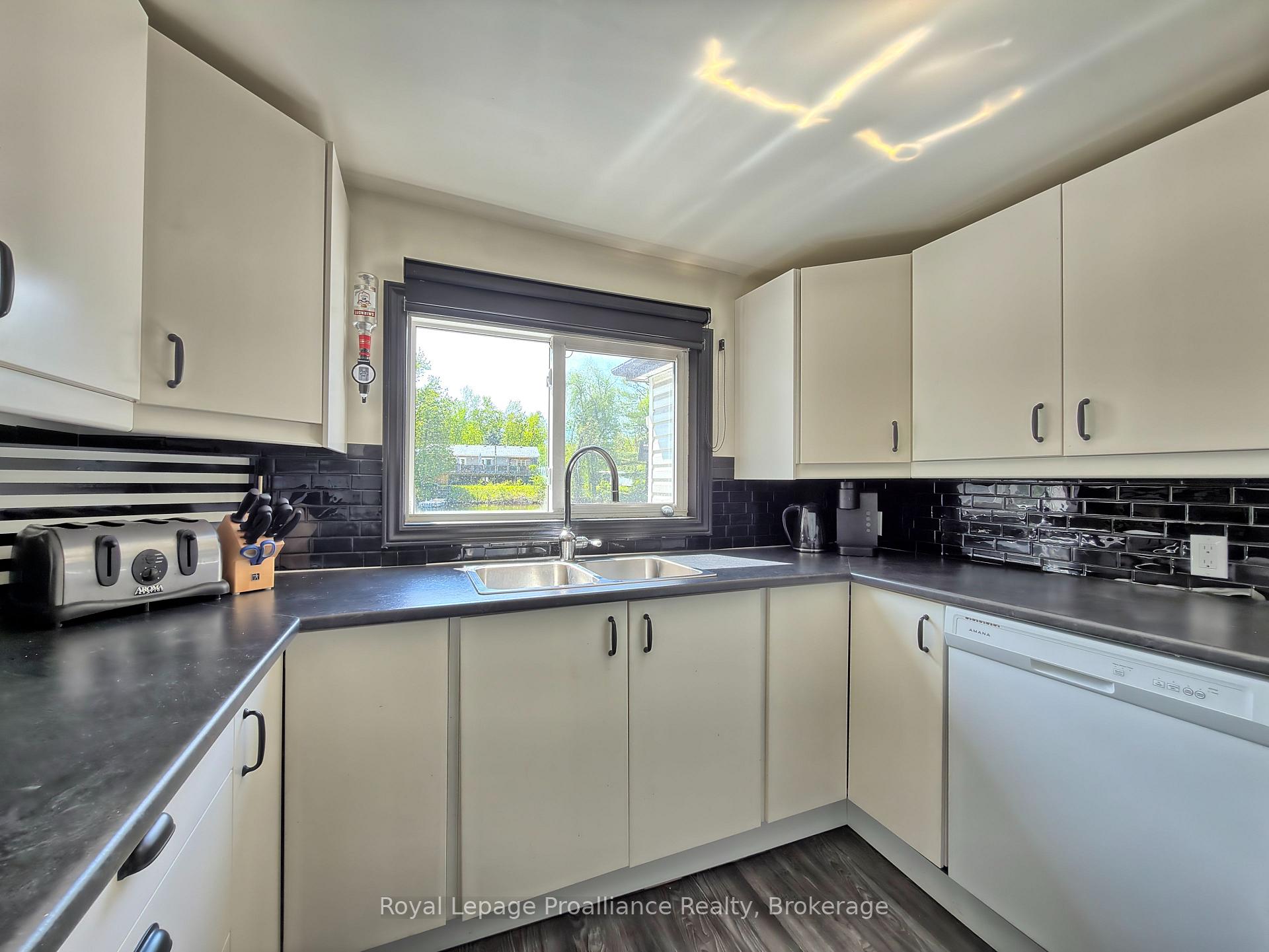 Photo 5 of 562 Cordova Road, Marmora and Lake, Marmora Ward — HOMEH