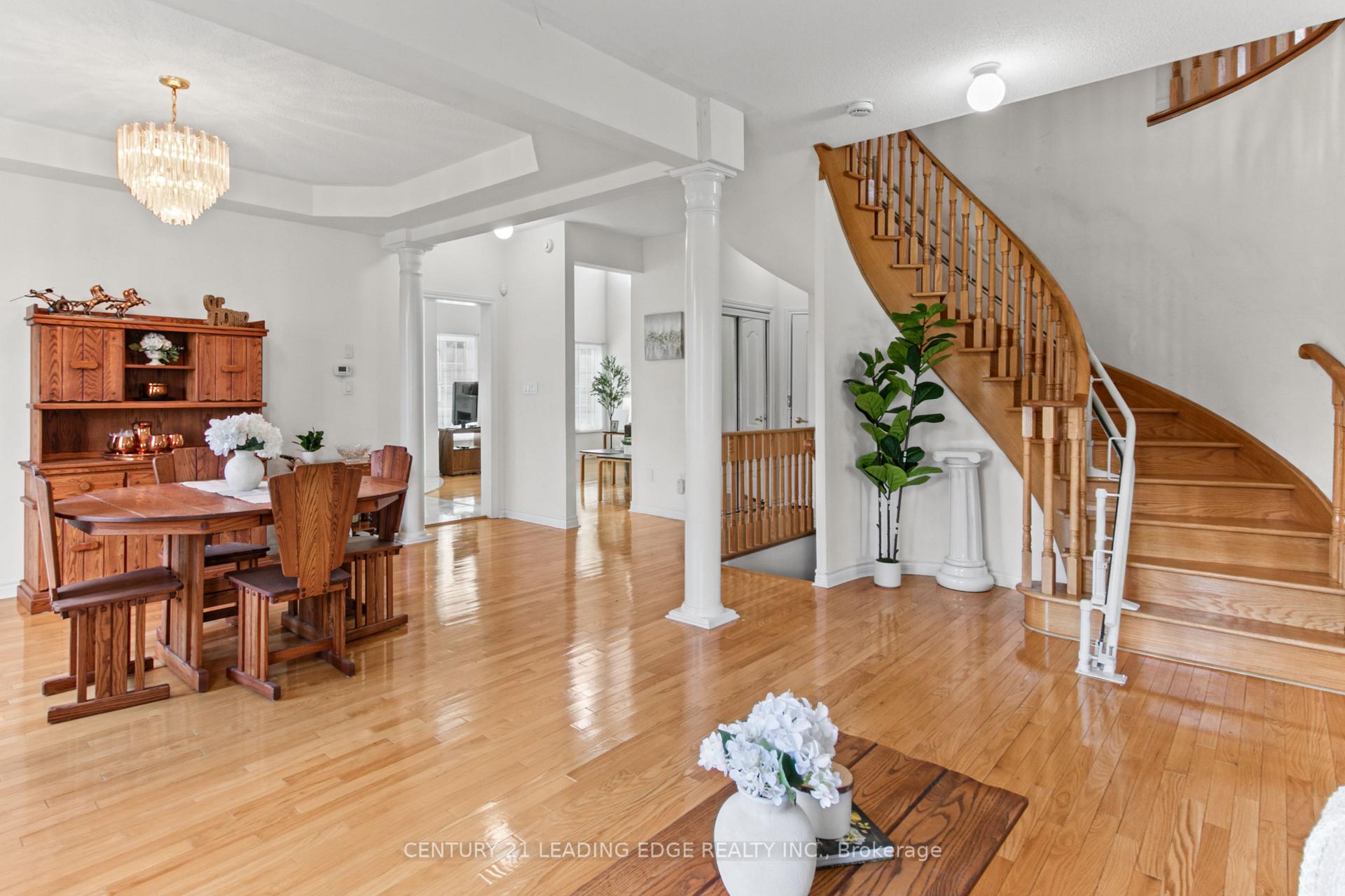 Photo 7 of 35 Hartwell Way, Aurora, Rural Aurora — HOMEH