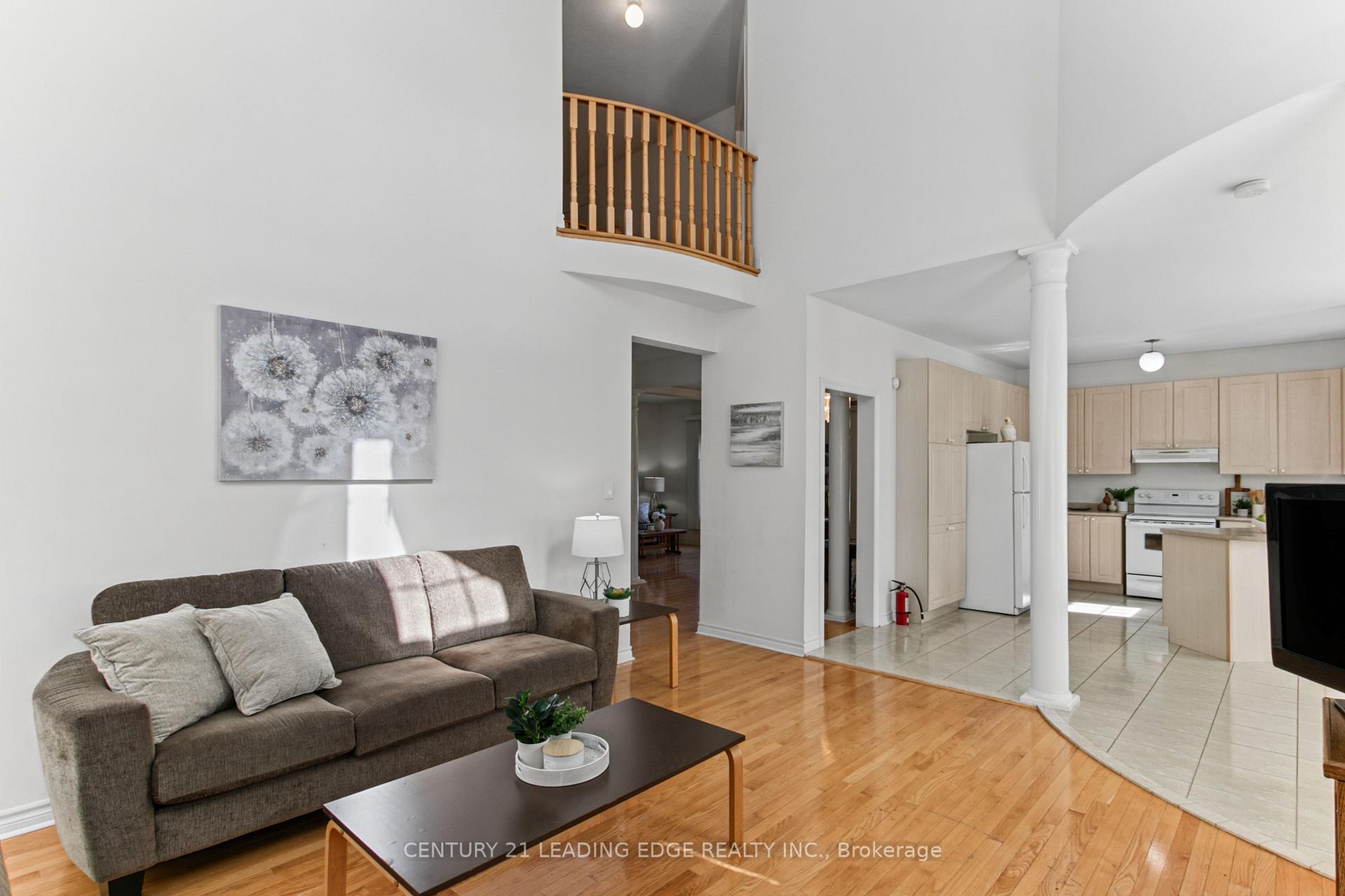 Photo 10 of 35 Hartwell Way, Aurora, Rural Aurora — HOMEH
