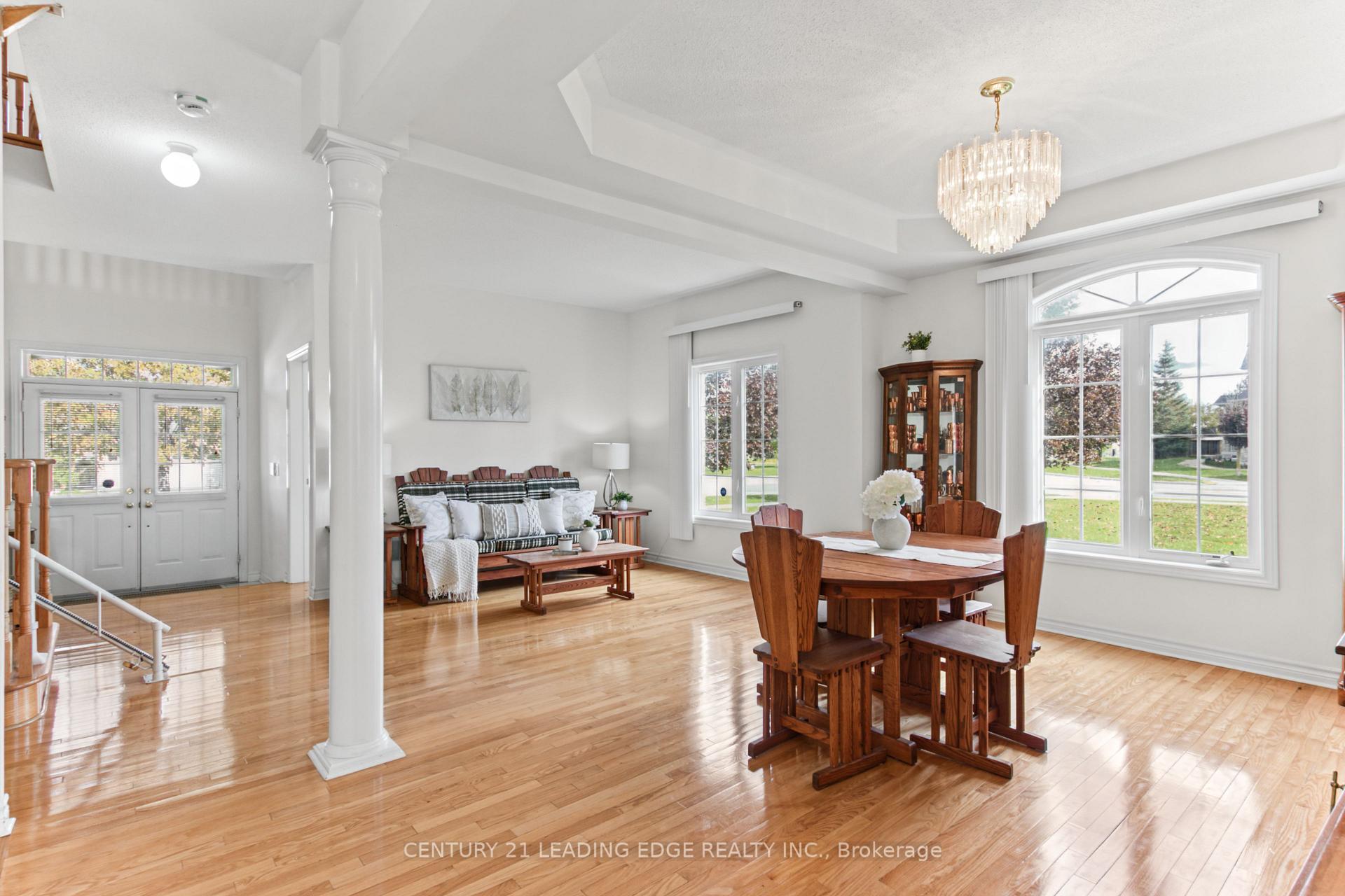 Photo 14 of 35 Hartwell Way, Aurora, Rural Aurora — HOMEH