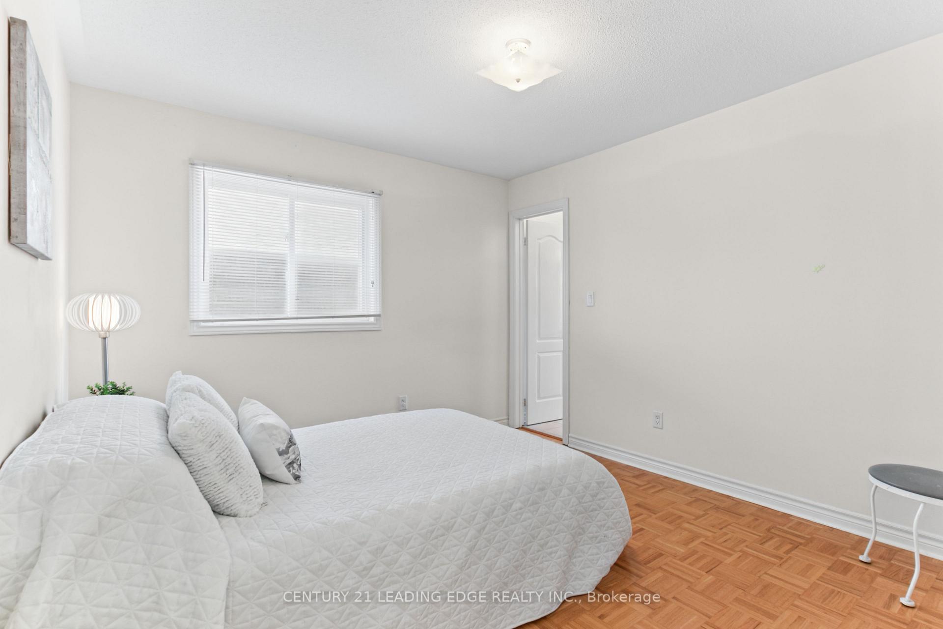Photo 30 of 35 Hartwell Way, Aurora, Rural Aurora — HOMEH
