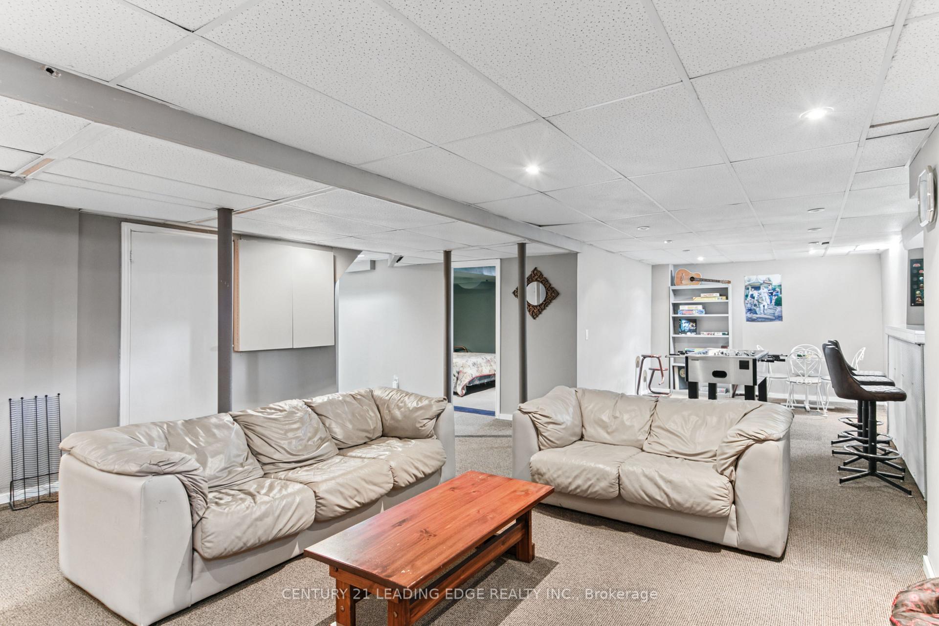 Photo 40 of 35 Hartwell Way, Aurora, Rural Aurora — HOMEH