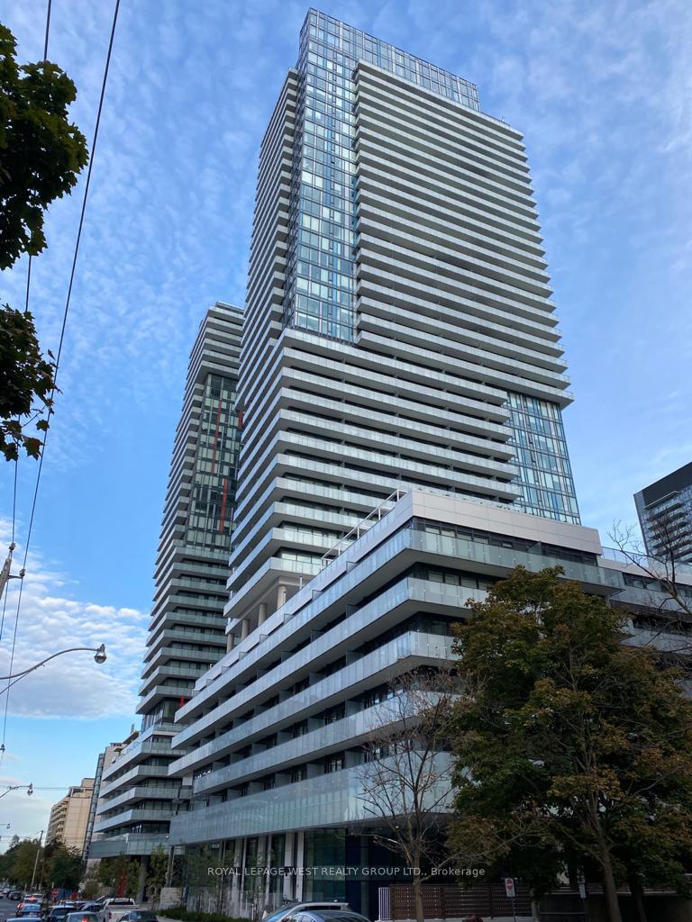Photo of Unit 217, 161 Roehampton Avenue