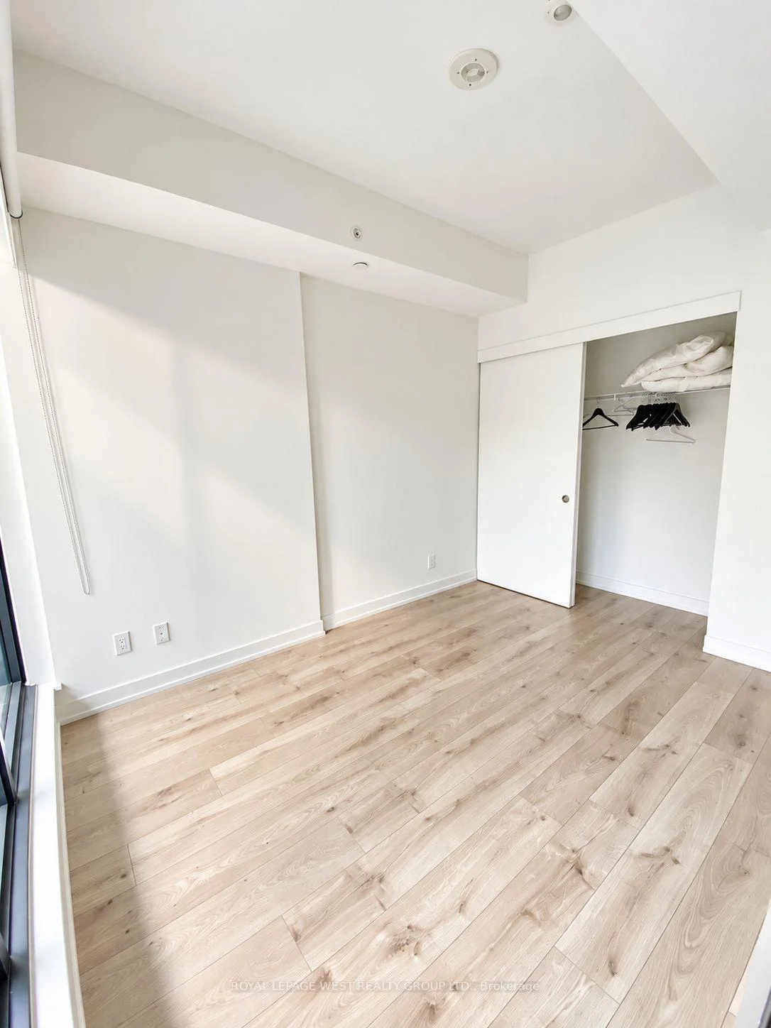 Photo 11 of Unit 217, 161 Roehampton Avenue, Toronto, Mount Pleasant West — HOMEH