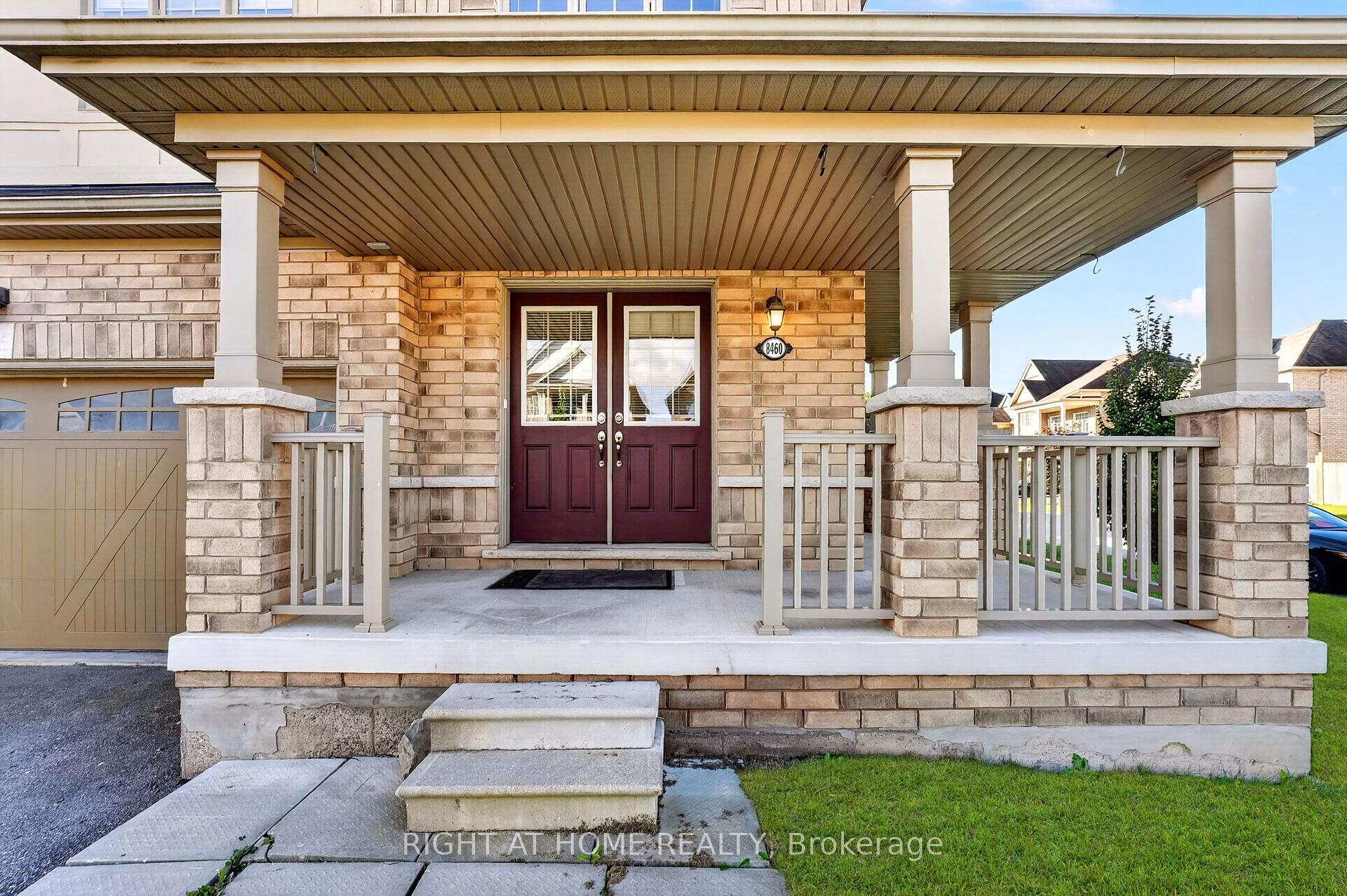 Photo 4 of 8460 Sweet Chestnut Drive, Niagara Falls, Brown — HOMEH
