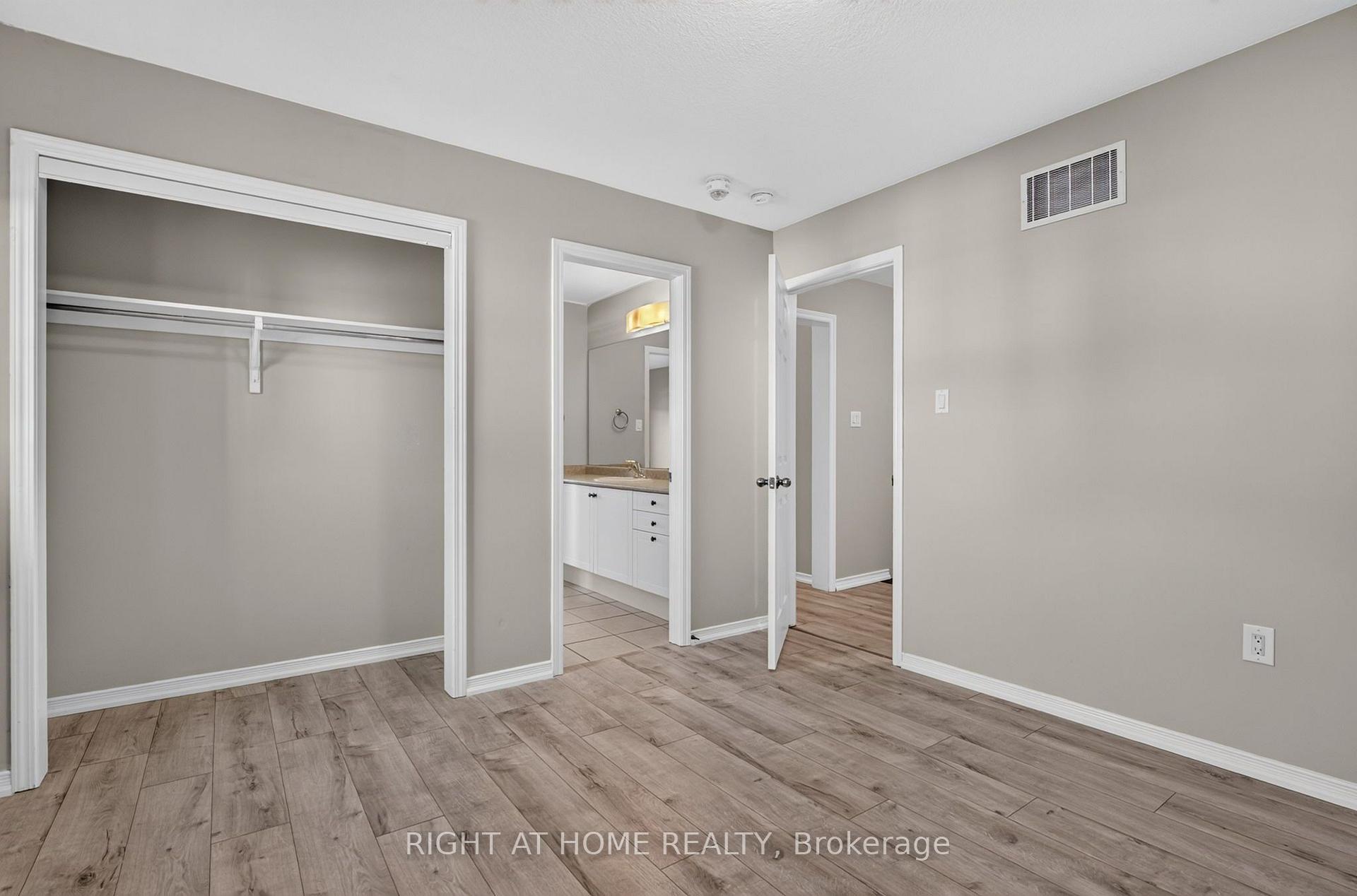 Photo 30 of 8460 Sweet Chestnut Drive, Niagara Falls, Brown — HOMEH