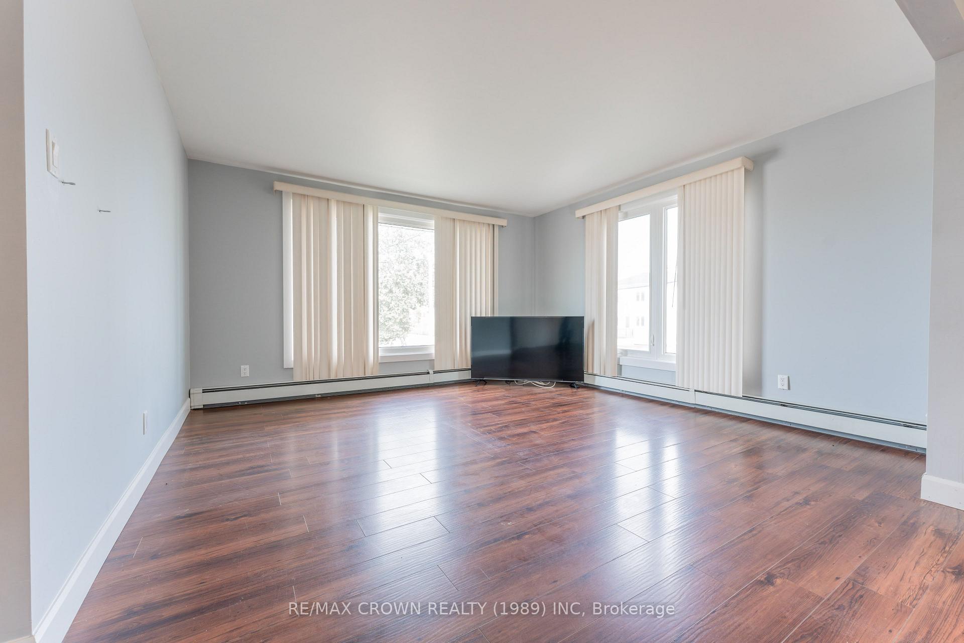 Photo 12 of 105 Brunetville Road, Kapuskasing — HOMEH