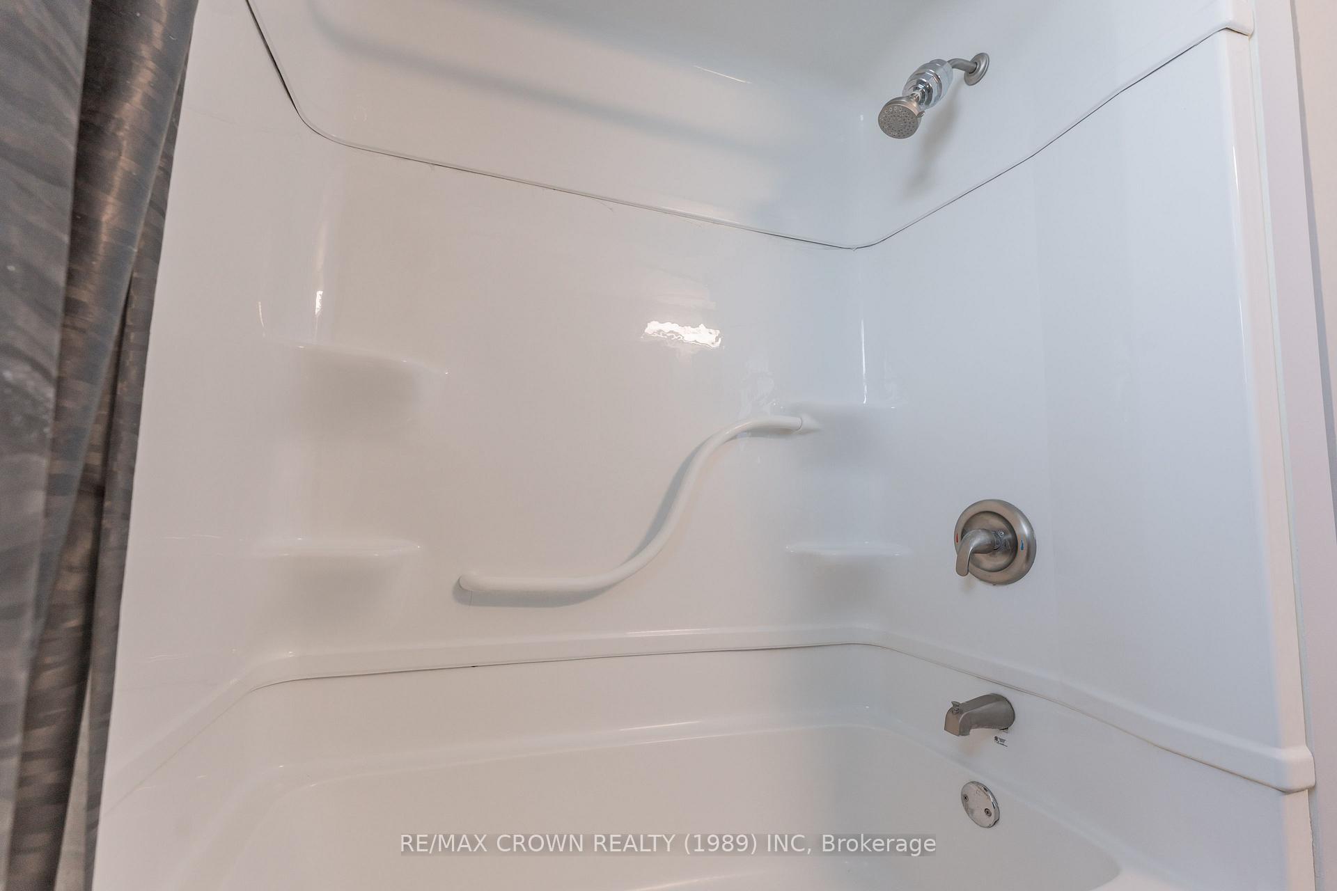 Photo 16 of 105 Brunetville Road, Kapuskasing — HOMEH