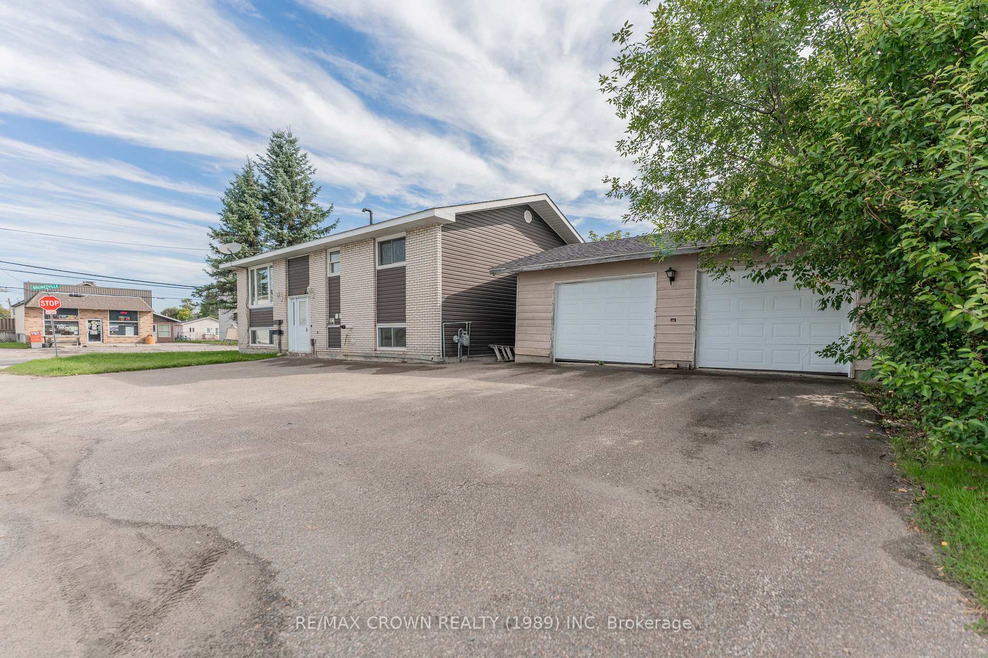 Photo 49 of 105 Brunetville Road, Kapuskasing — HOMEH