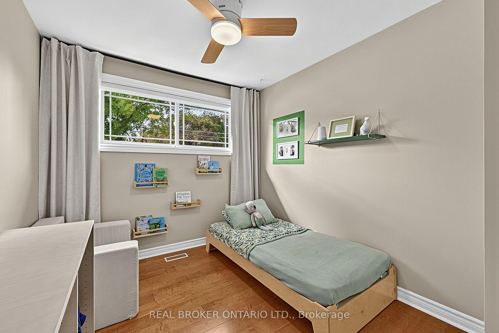 Photo 14 of 110 Murray Drive, Aurora, Aurora Highlands — HOMEH