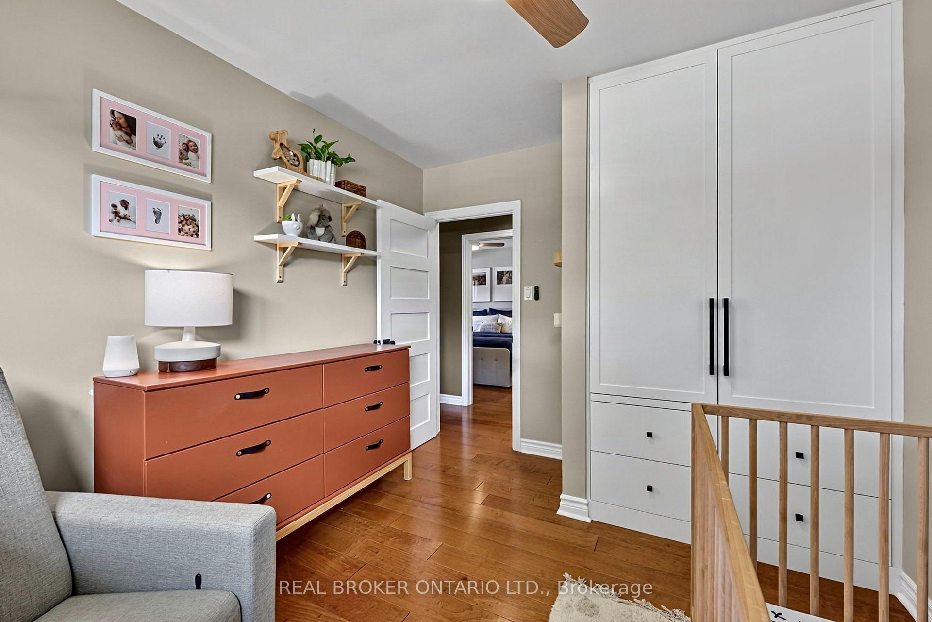 Photo 16 of 110 Murray Drive, Aurora, Aurora Highlands — HOMEH