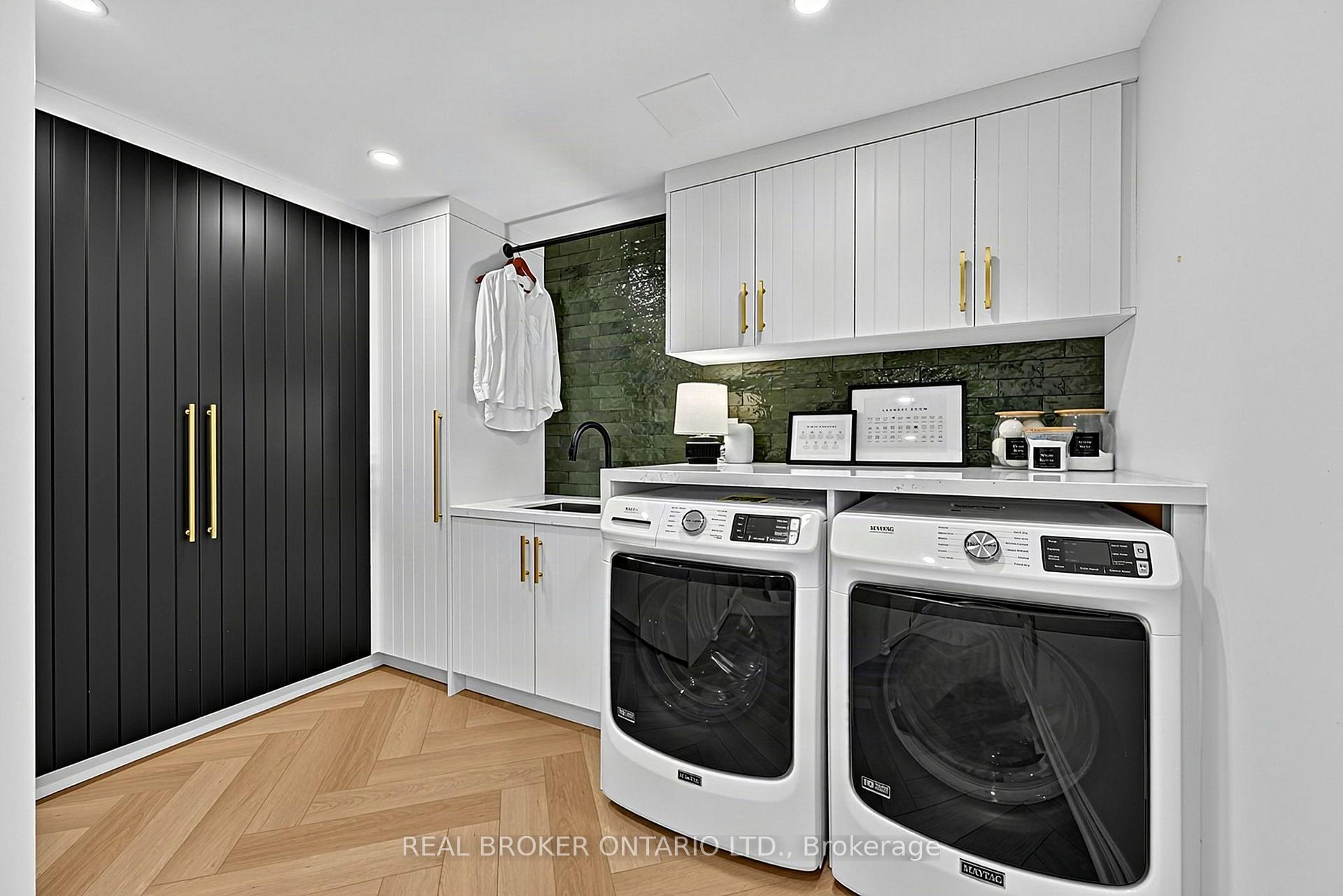 Photo 24 of 110 Murray Drive, Aurora, Aurora Highlands — HOMEH
